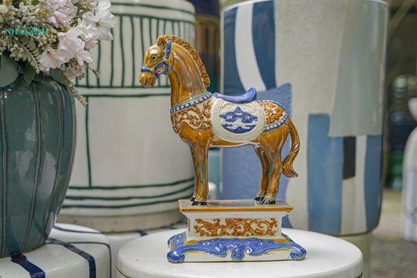  [Quà Tặng Bính Ngọ] Tượng Ngựa gốm Thủ Biên có đế, sản xuất thủ công, cao cấp, làm quà tặng, C32 x R12,5 x D24cm- SP002483 