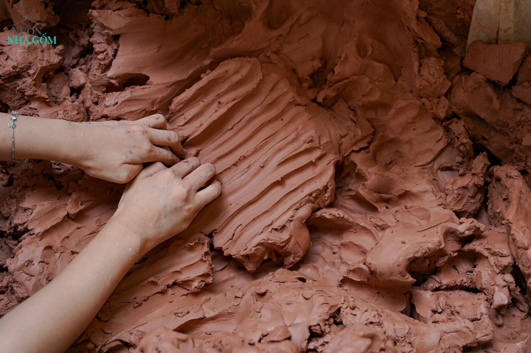  Đất sét đỏ làm gốm (Kg) 