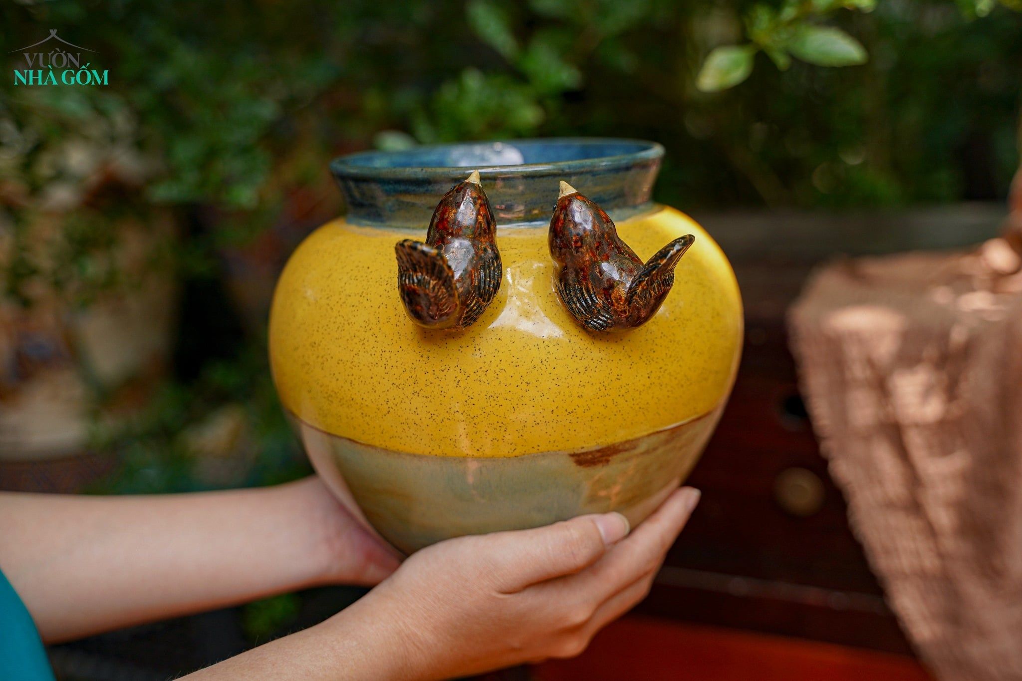  Bình Độc Bản cắm hoa đắp nổi Uyên Ương 