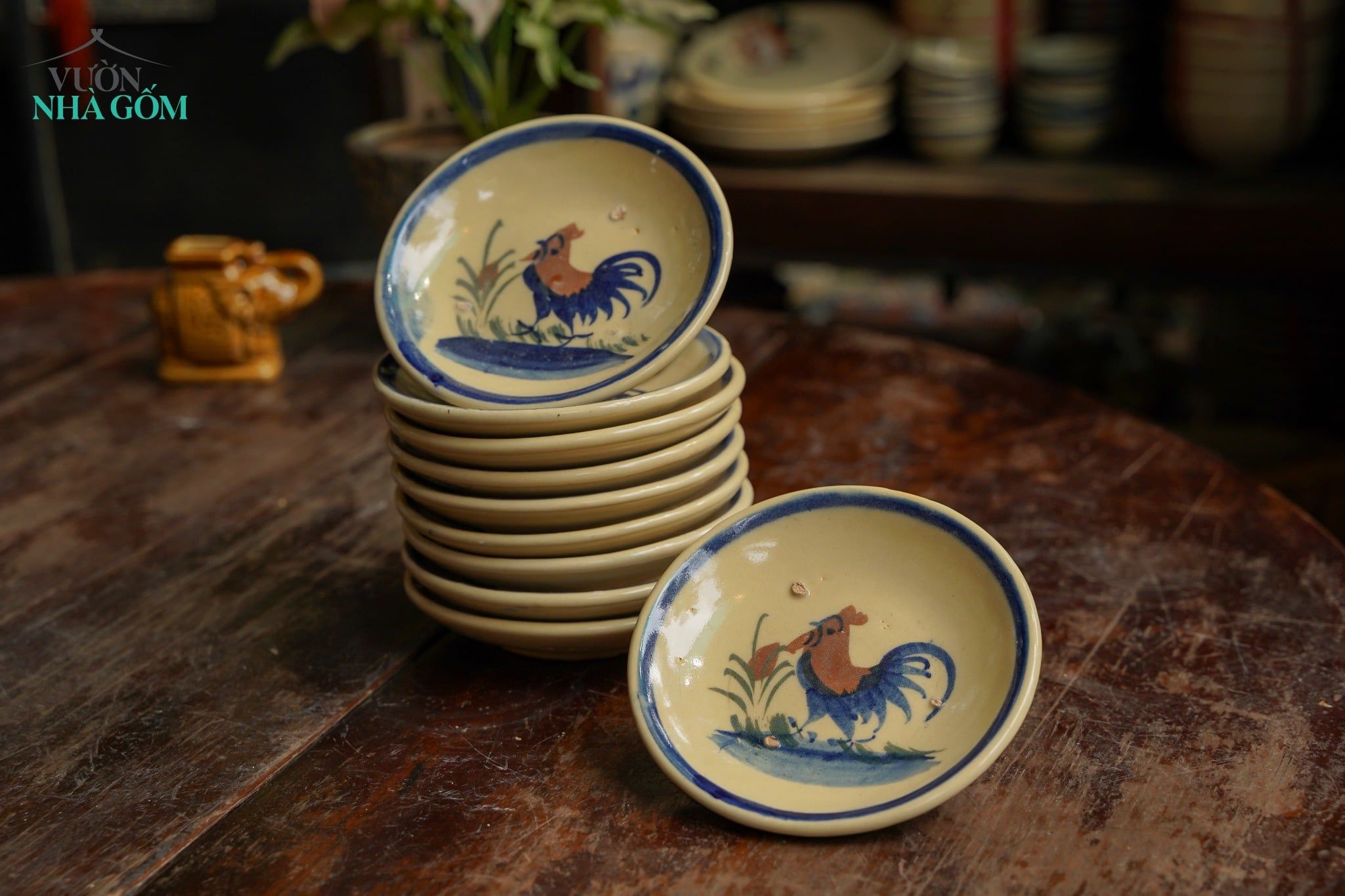  CBLT, Dĩa Đựng Nước Chấm Vẽ Gà - Chén Bát Lái Thiêu - Rộng 13cm x Cao 2,5cm. 