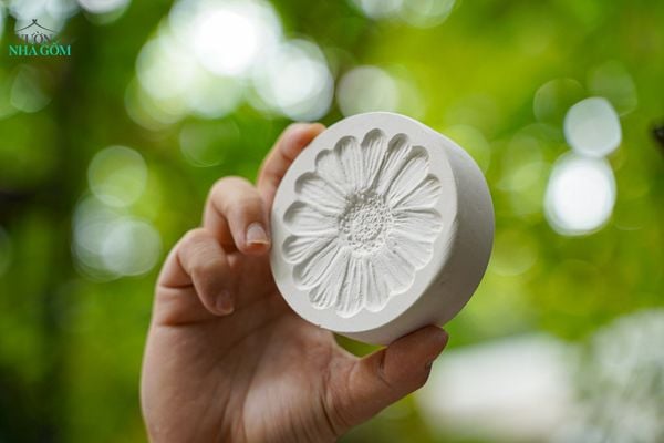  Khuôn in hoa cúc đại (Cái) 