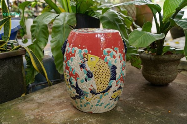  Đôn trống tròn họa tiết Cá Chép Lướt Sóng, màu đỏ, gốm mỹ nghệ Nam Bộ, C44 x R35 x M24 - SP035919 
