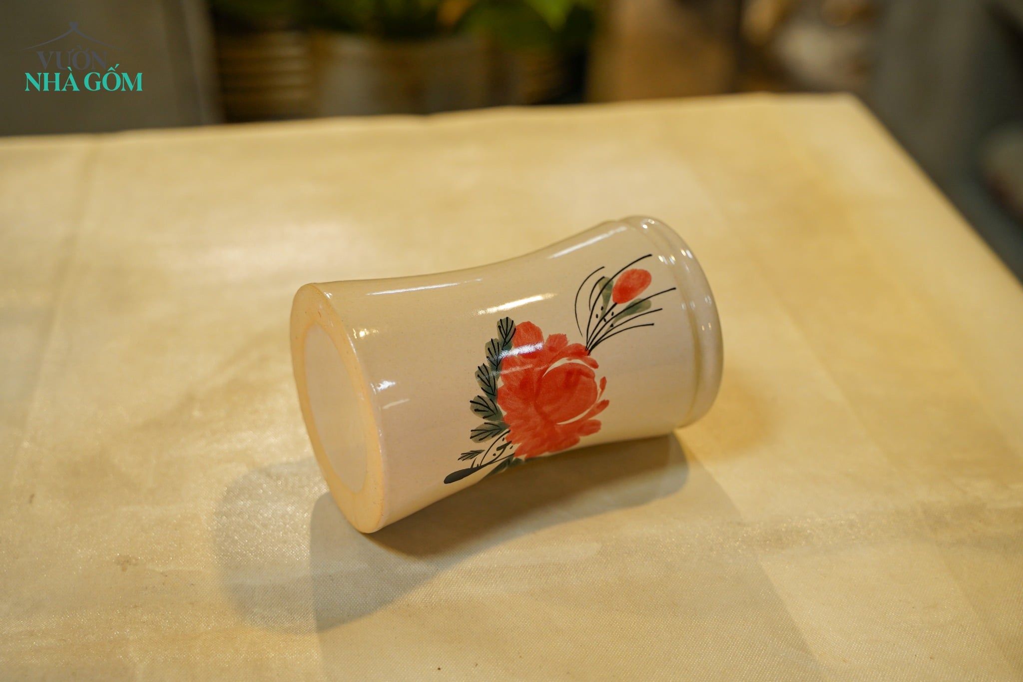  Ống Đũa Vẽ Tay Bông Đỏ – Vườn Nhà Gốm – Dùng Ăn Phở, Canh – Size 15cm 