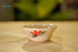  Chén Nước Chấm Vẽ Tay Bông Đỏ – Vườn Nhà Gốm – Dùng Đựng Nước Chấm – Size R8xC3. 