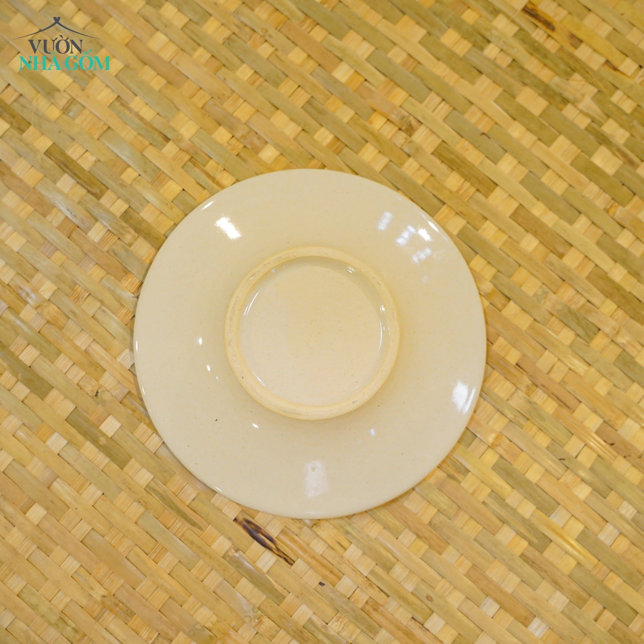  Dĩa Nhỏ Vẽ Tay Bông Đỏ – Vườn Nhà Gốm – Dùng Đựng Đồ Ăn – Size R16xC3. 