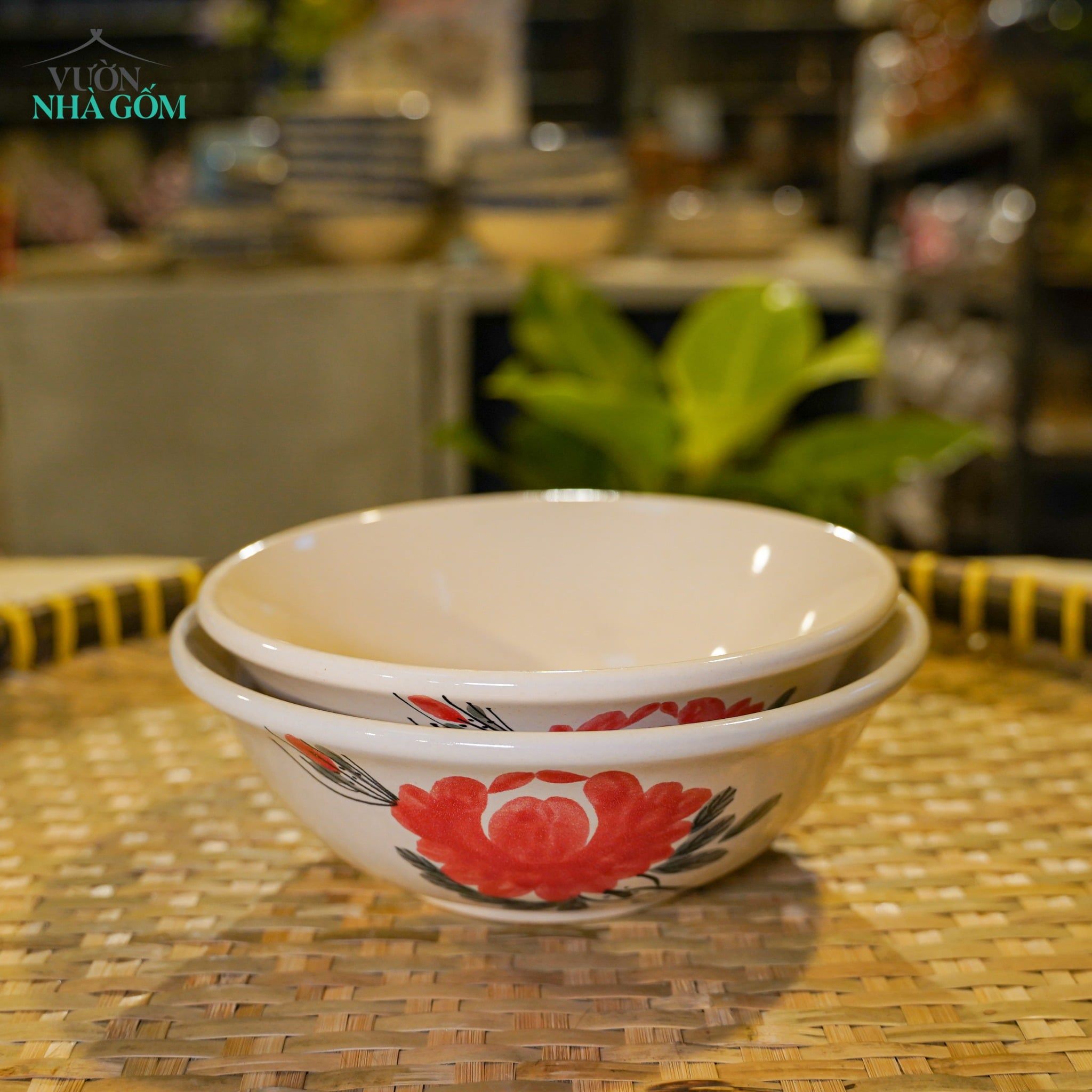  Tô Gốm Vẽ Tay Bông Đỏ – Vườn Nhà Gốm – Dùng Ăn Phở, Canh – Size 20cm / 21cm. 