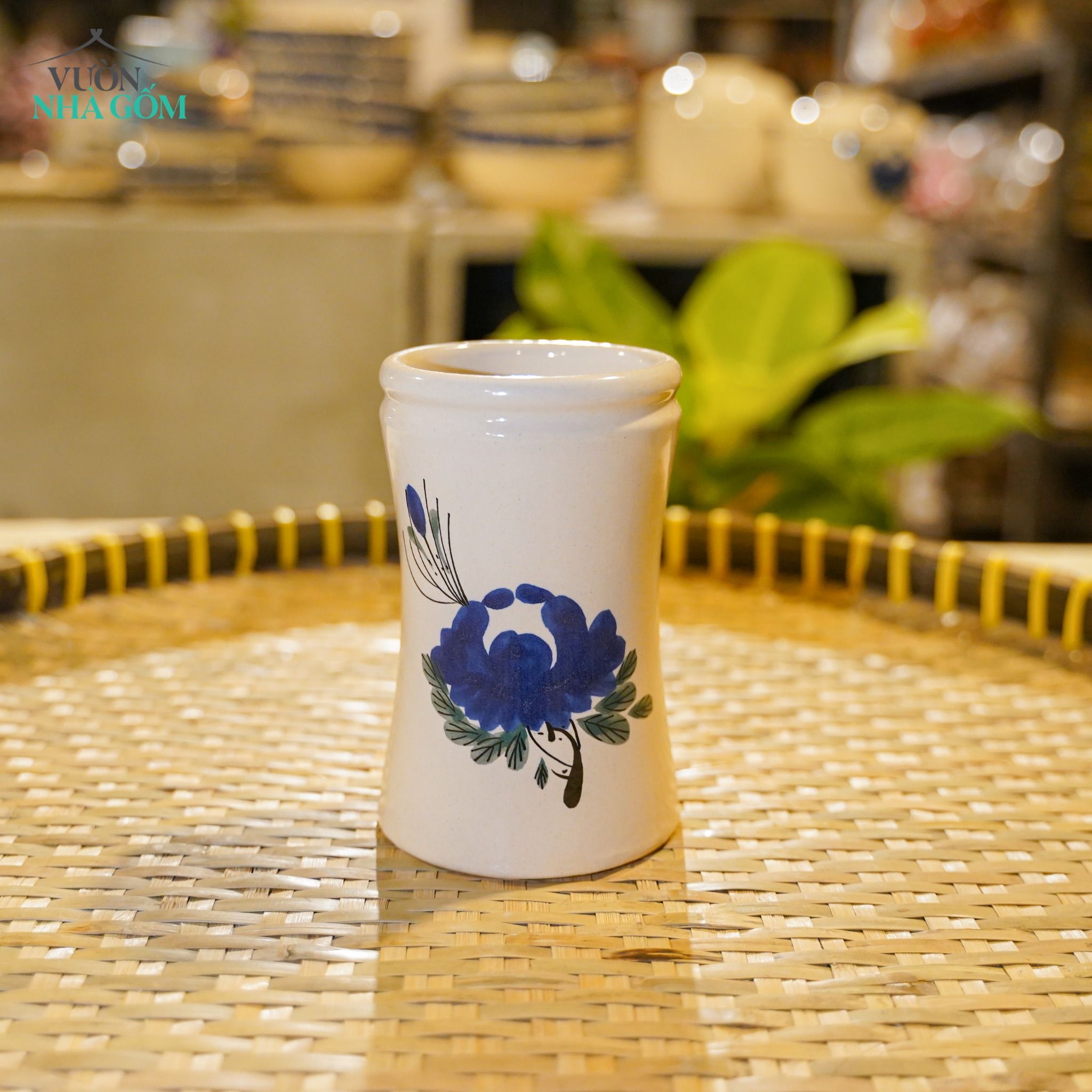  Ống Đũa Vẽ Tay Bông Xanh – Vườn Nhà Gốm – Dùng Ăn Phở, Canh – Size 15cm 