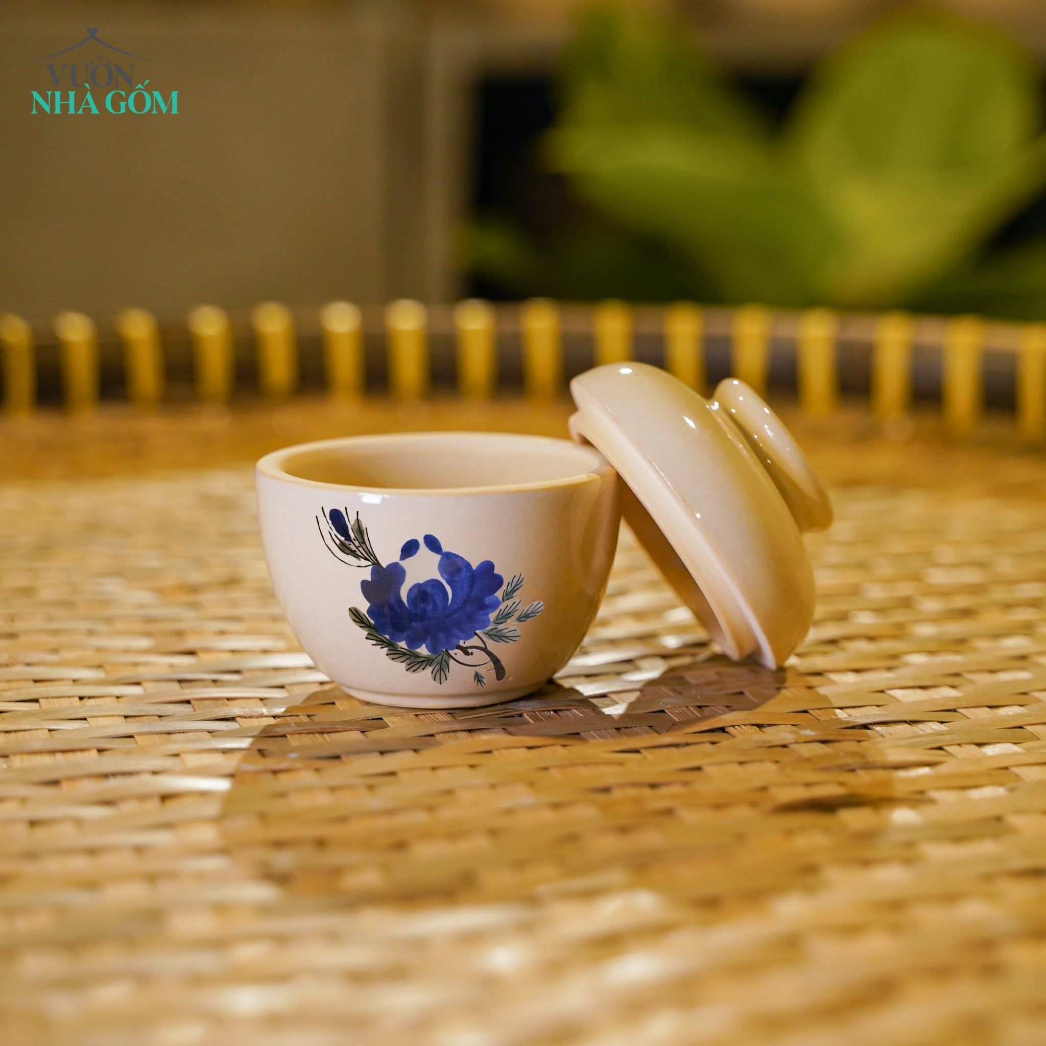  Thố Gốm 7cm Vẽ Tay Bông Xanh – Vườn Nhà Gốm – Thố Gia Vị 