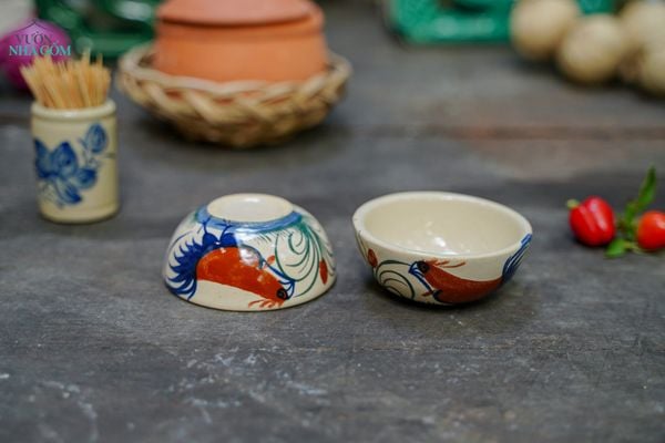  CBLX, Chén Chấm Vẽ Gà Dầu - Chén Bát Hiện Đại - Đựng Nước Chấm - R8xC3. 