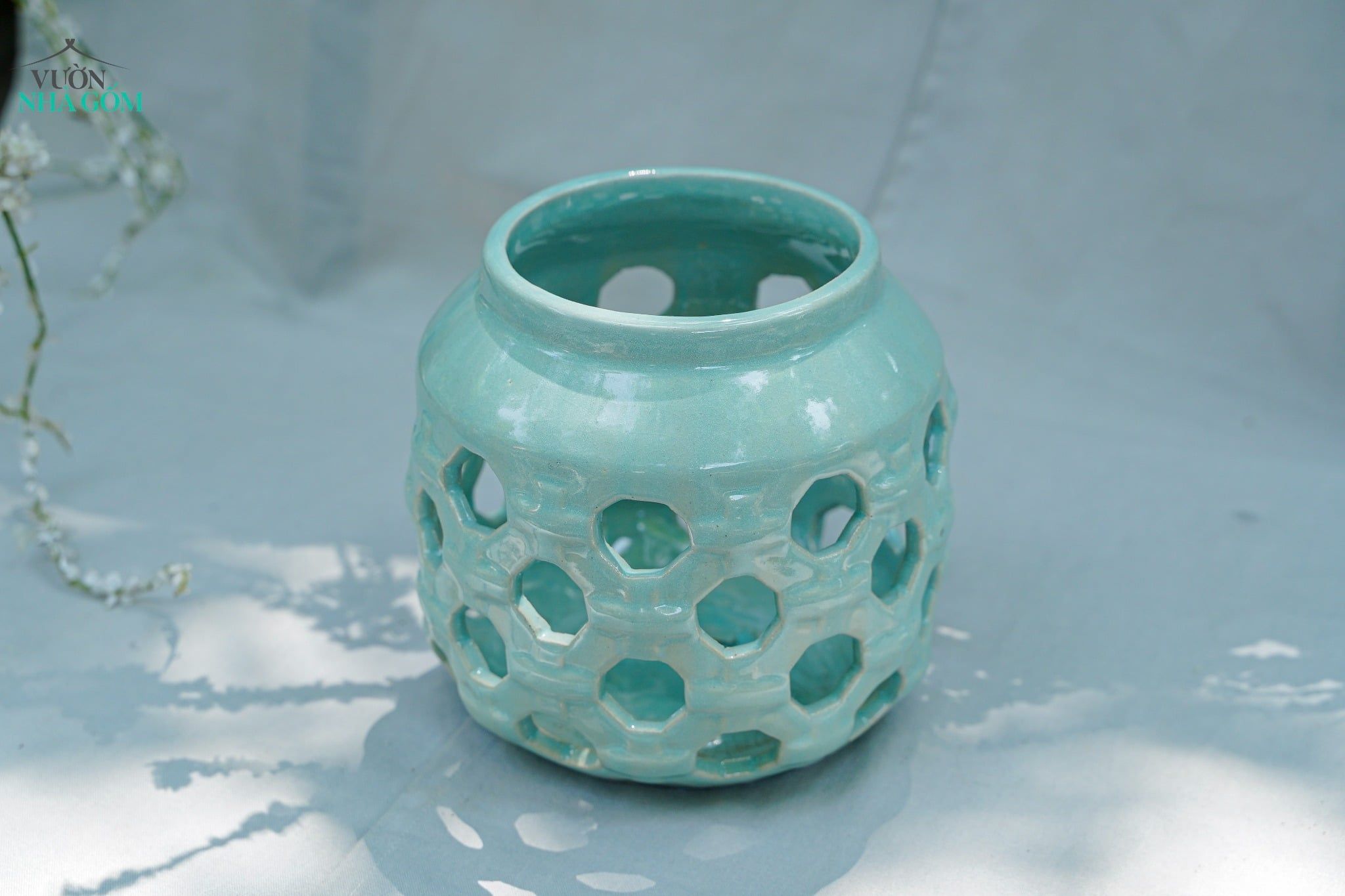  Đèn Gốm Lọng Lục Giác Chấm Bi, Trang Trí Nhà Cửa, Decor Sân Vườn, Cao 17cm x Rộng 17cm 