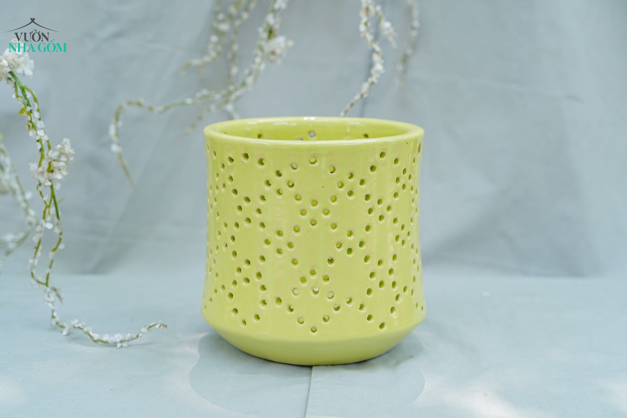  Đèn Gốm Lọng Tròn Chấm Bi, Trang Trí Nhà Cửa, Decor Sân Vườn, Cao 16,5cm x Rộng 16,5cm 