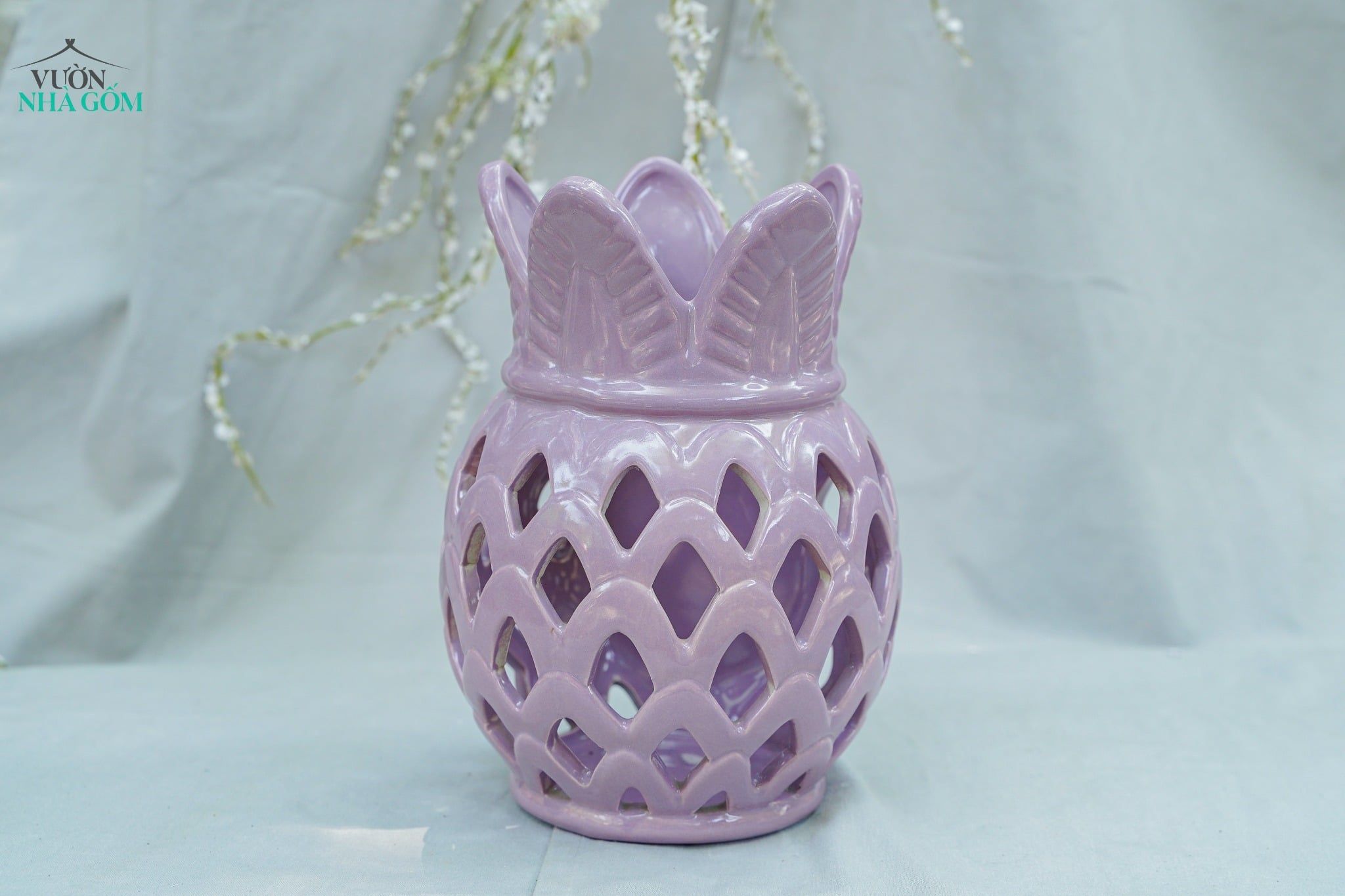  Đèn Gốm Lọng Hình Trái Dứa, Trang Trí Nhà Cửa, Decor Sân Vườn,  Cao 24cm x Rộng 14cm 