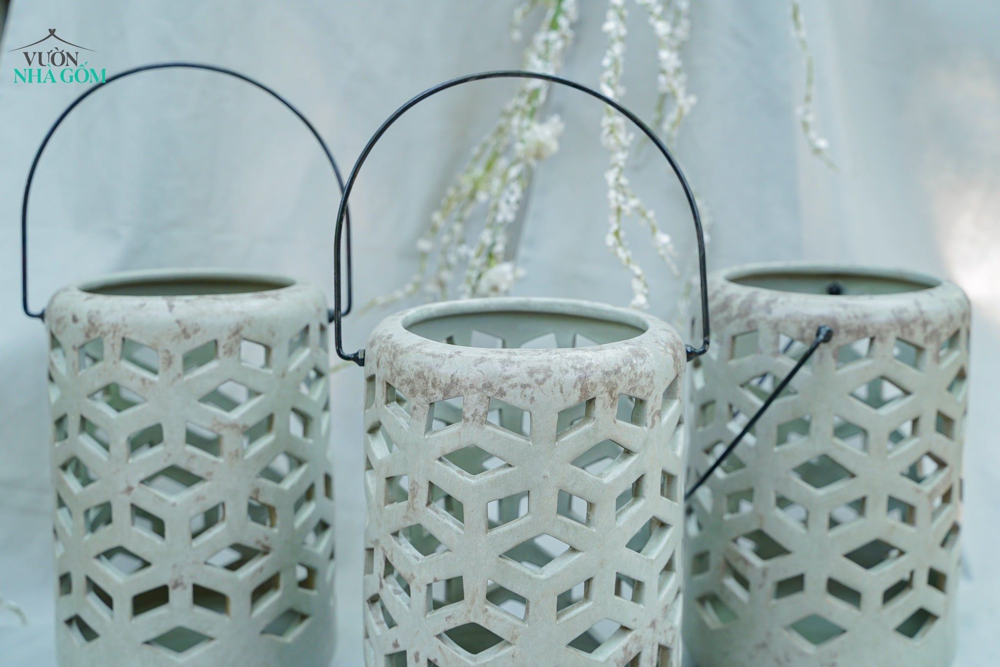 Đèn Gốm Lọng Hình Thoi, Trang Trí Nhà Cửa, Decor Sân Vườn,  Cao 22cm x Rộng 15cm 