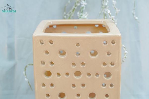  Đèn Gốm Lọng Chữ Nhật Chấm Bi, Trang Trí Nhà Cửa, Decor Sân Vườn, Cao 30cm x Rộng 20cm 