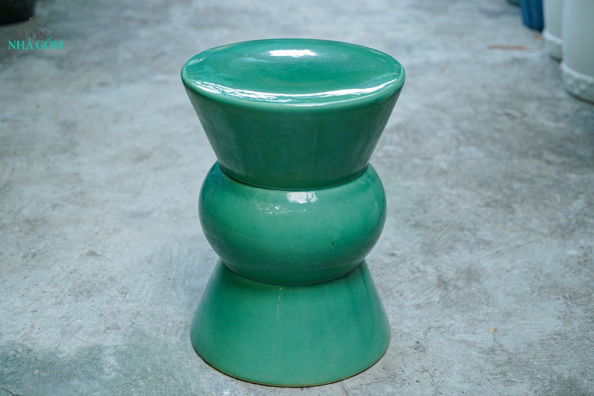  Đôn gốm hiện đại, Đôn 3 Tầng, gốm Nam bộ, C45 x R33 cm- SP036182 