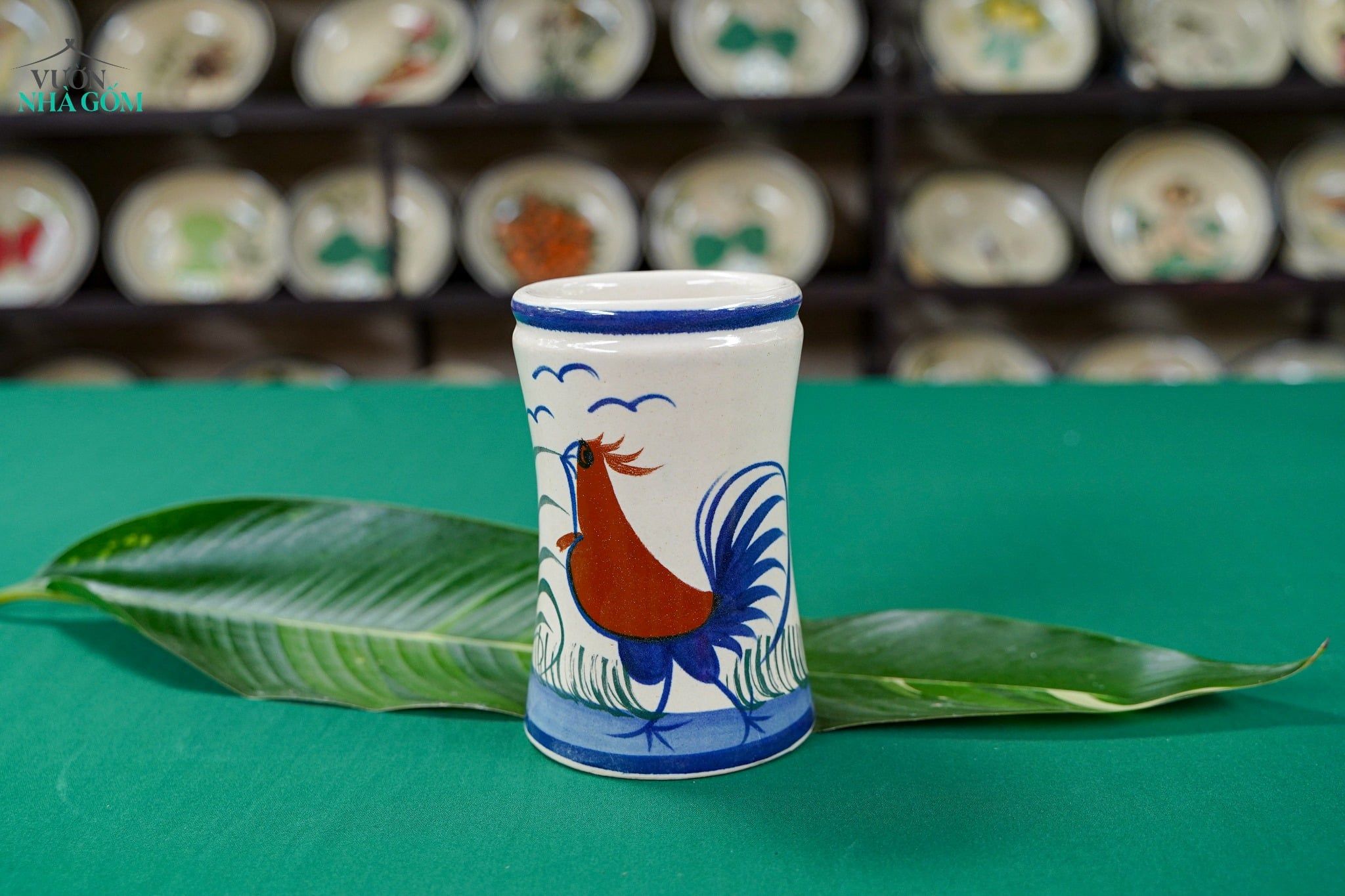  Ống Đũa Vẽ Tay Gà Dầu – Vườn Nhà Gốm – Size 15cm 
