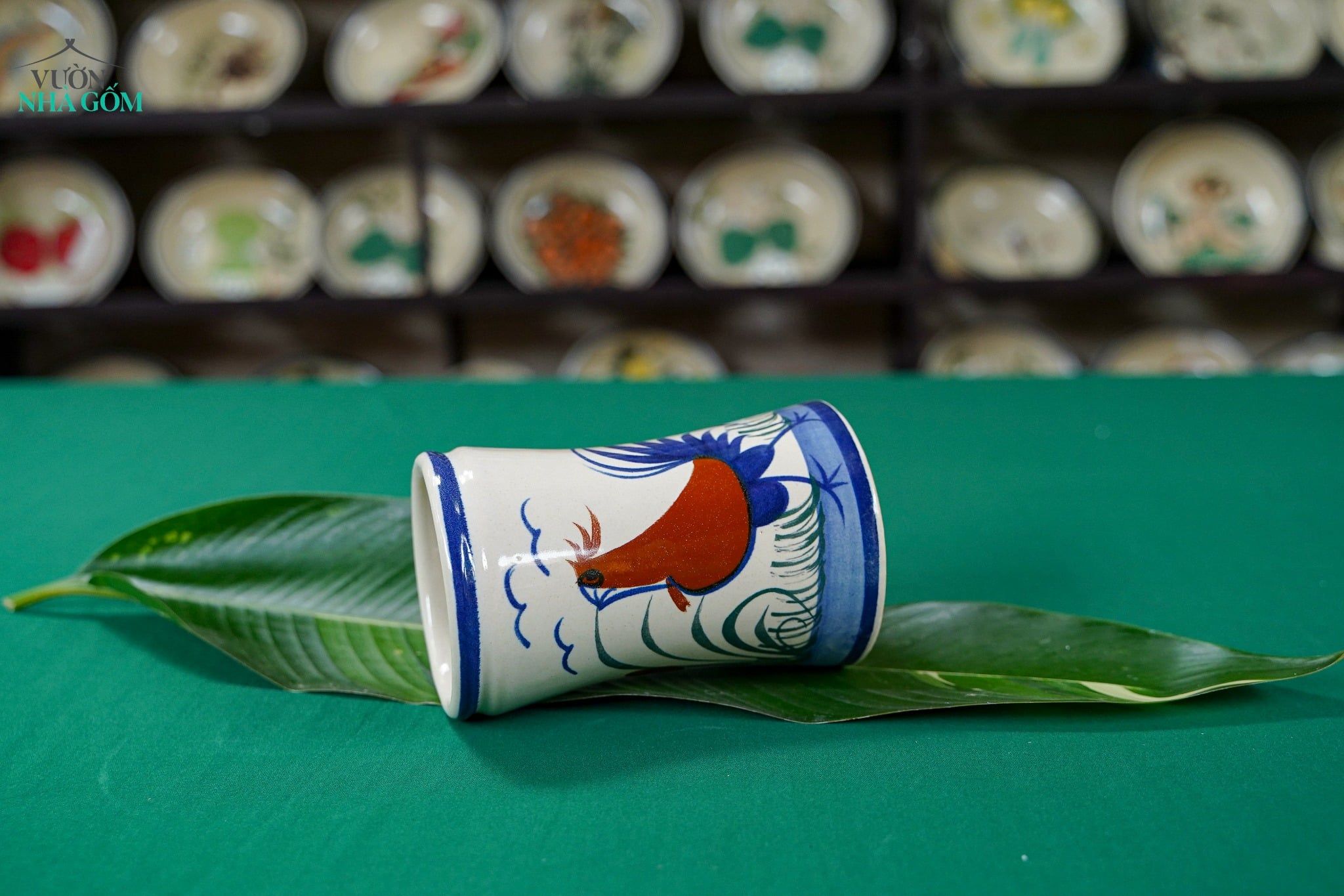  Ống Đũa Vẽ Tay Gà Dầu – Vườn Nhà Gốm – Size 15cm 