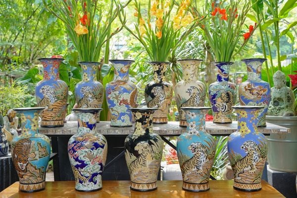  Bình Mãnh Hổ Thưởng Mai, H43cm, gốm mỹ nghệ Nam Bộ - SP001936 