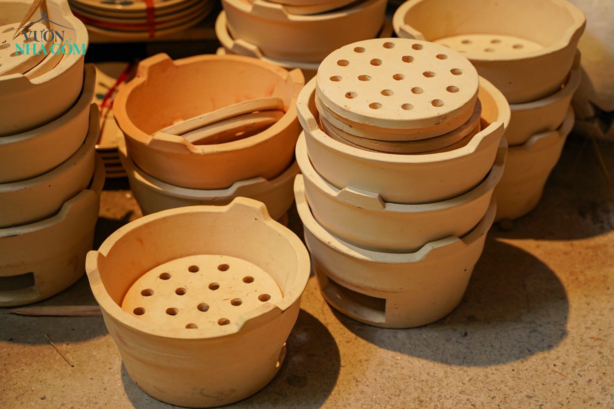  Bếp Lò Nướng Đất Đỏ - Gốm Nam Bộ - Bếp Nấu Củi Truyền Thống. 