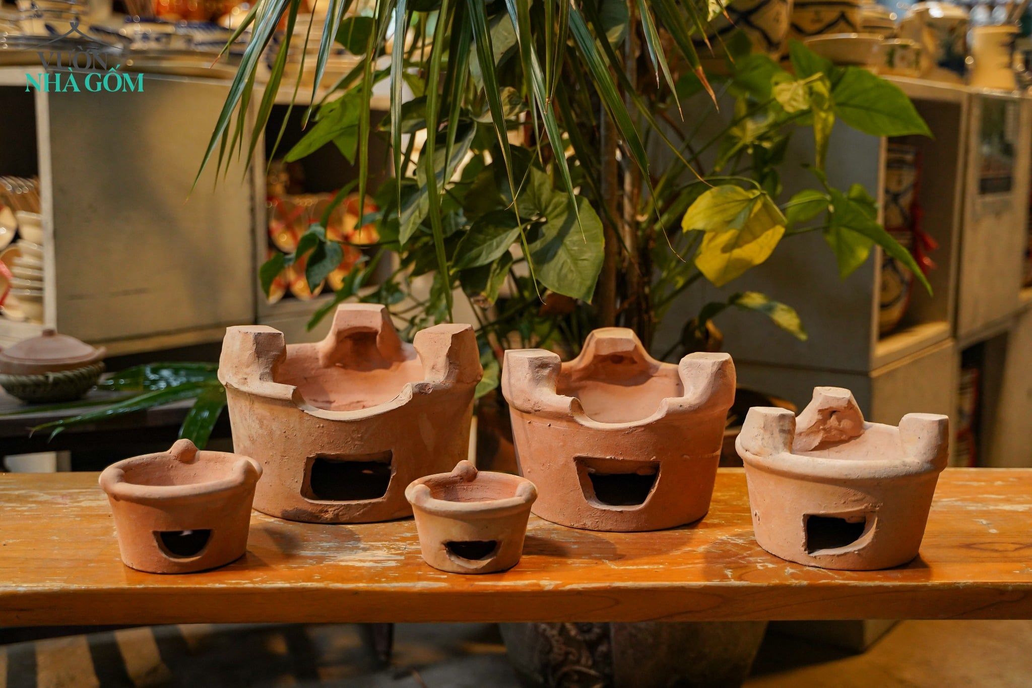  Bếp Lò Gốm Đất Đỏ - Gốm Nam Bộ - Nhiều Size Lựa Chọn - Bếp Nấu Củi Truyền Thống. 