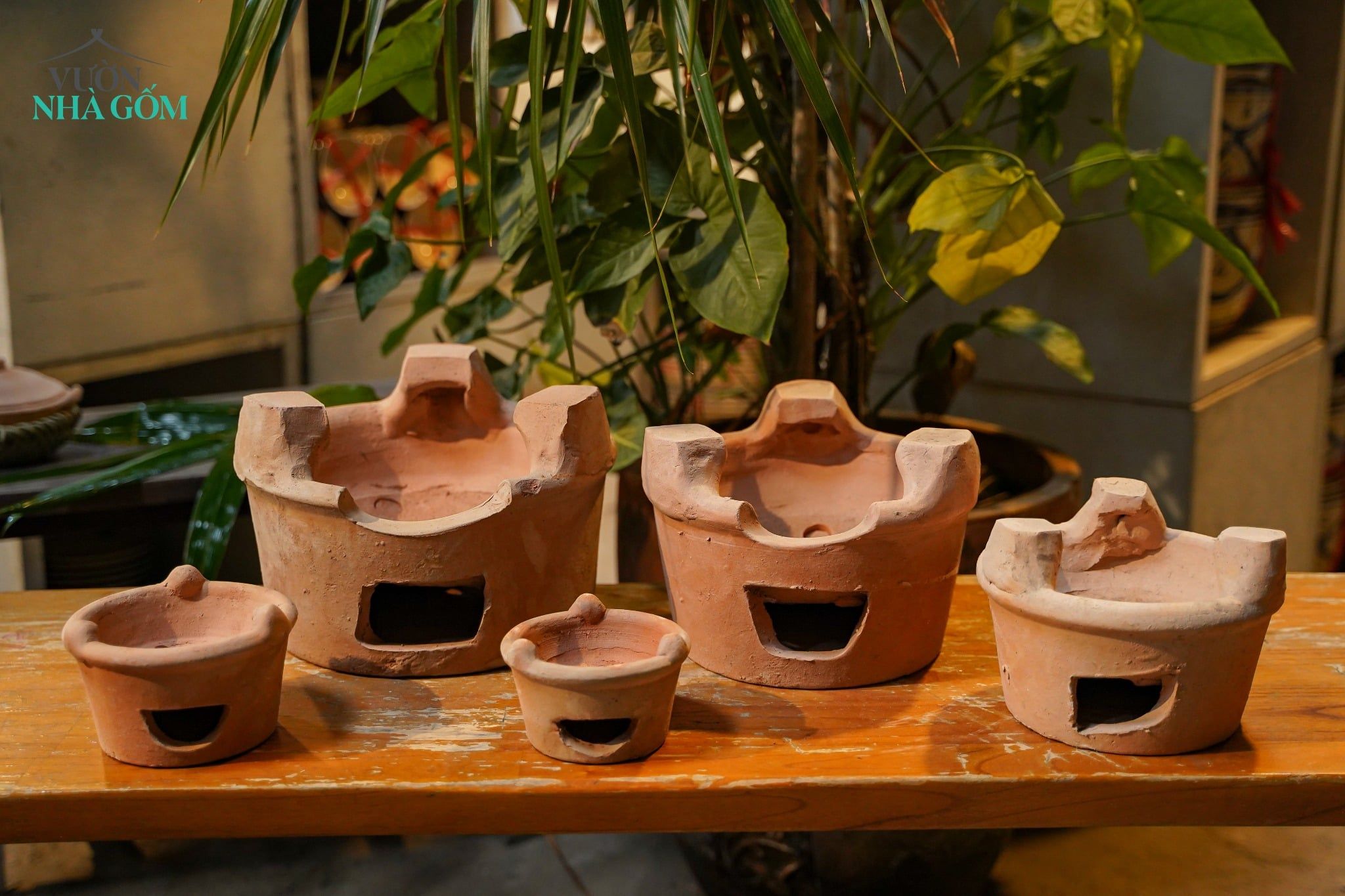  Bếp Lò Gốm Đất Đỏ - Gốm Nam Bộ - Nhiều Size Lựa Chọn - Bếp Nấu Củi Truyền Thống. 