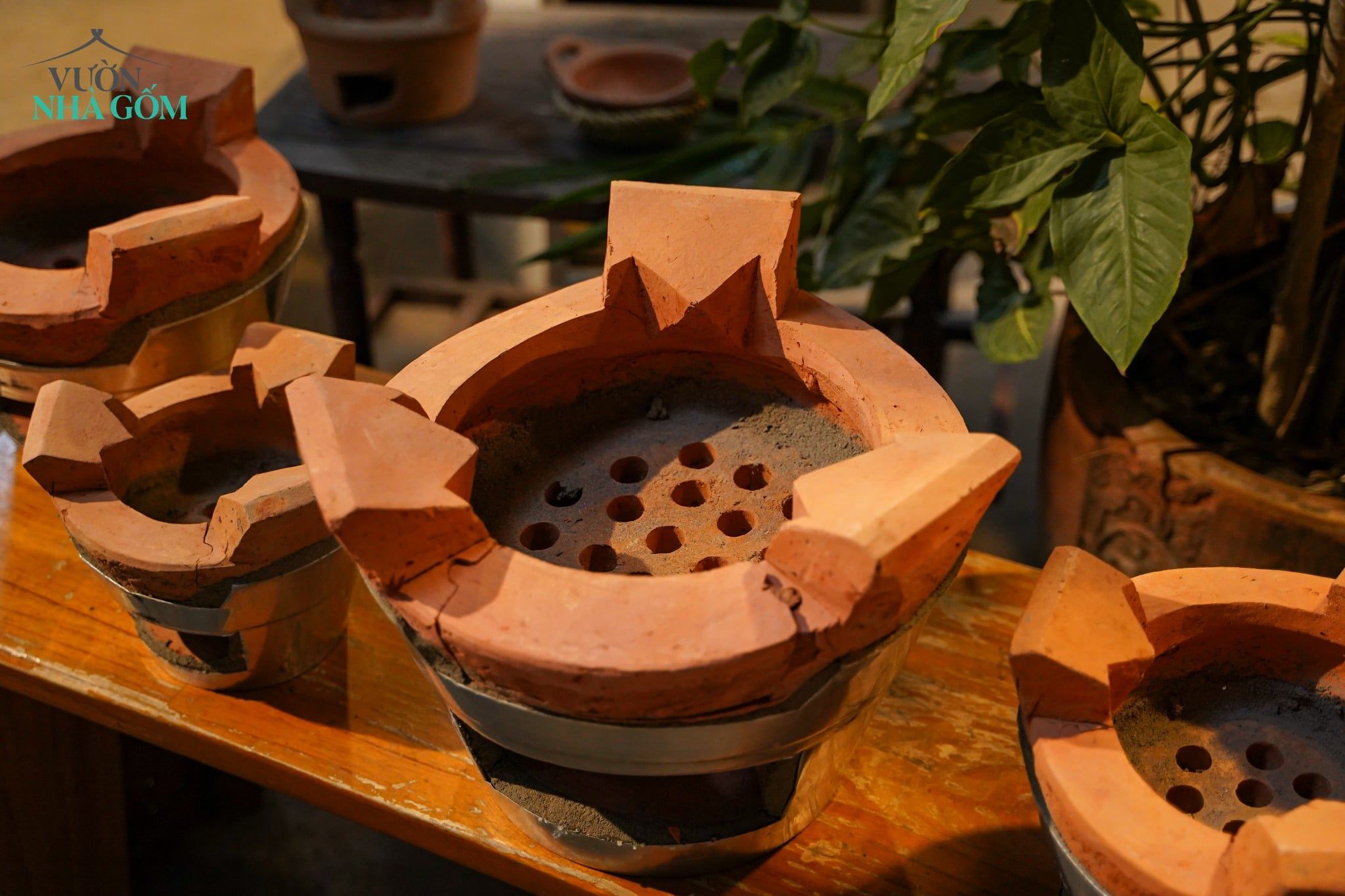  Bếp Lò Nhôm Đất Đỏ - Gốm Nam Bộ - Nhiều Size Lựa Chọn - Bếp Nấu Củi Truyền Thống. 