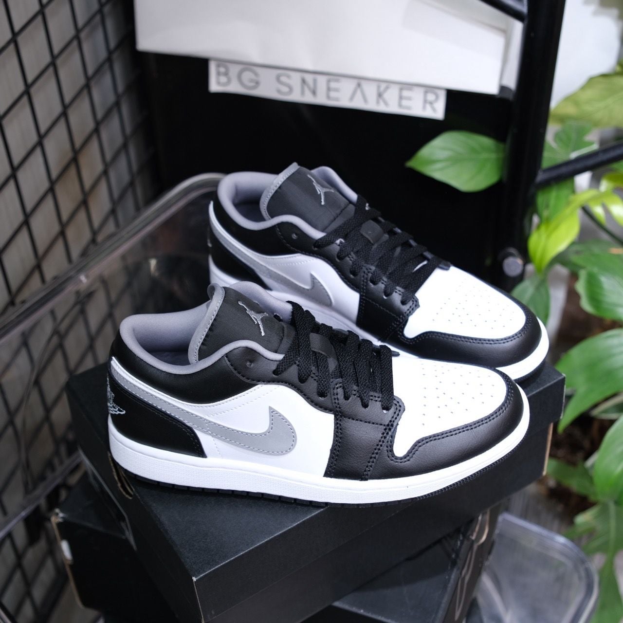  Giày Nike Air Jordan 1 Low Smoke Grey V3 553558-040 