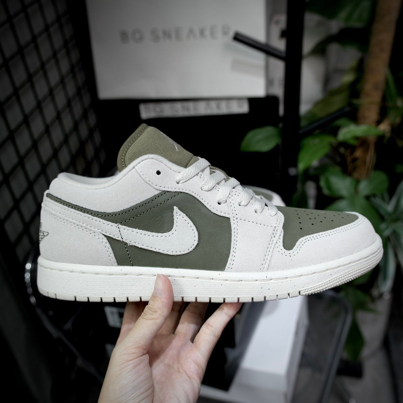  Giày Nike Air Jordan 1 Low SE Medium Olive Sail HV4089-201 