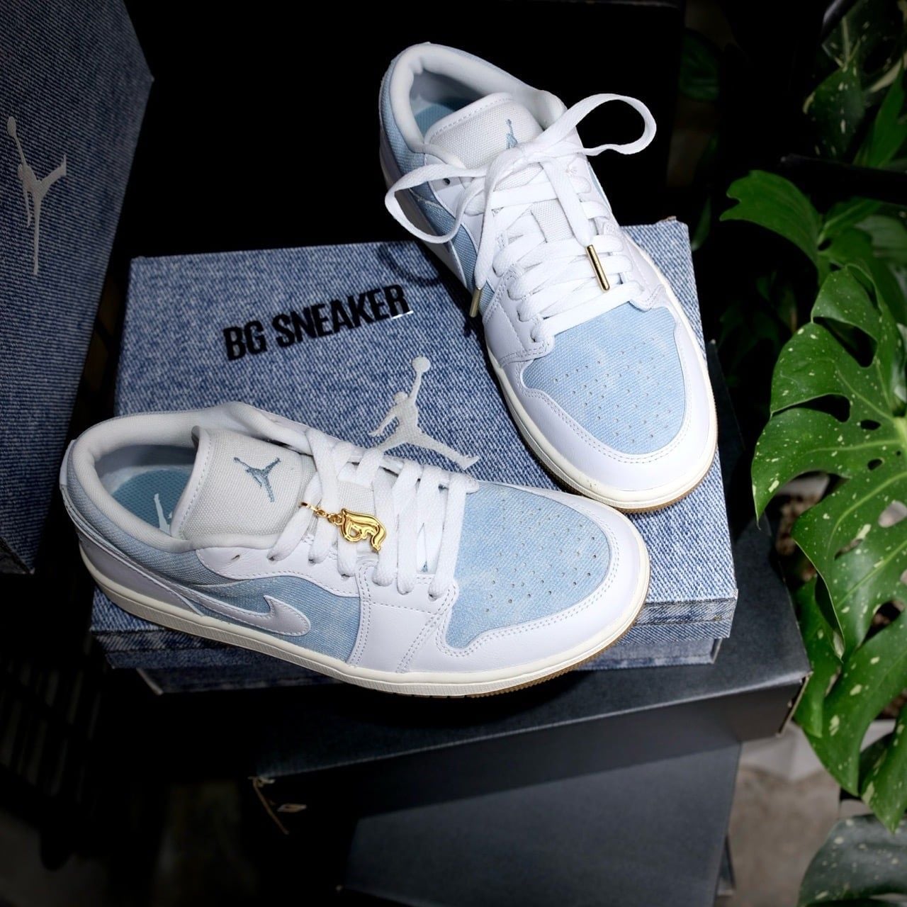  Giày Nike Air Jordan 1 Low SE Worn Blue HQ2004-400 