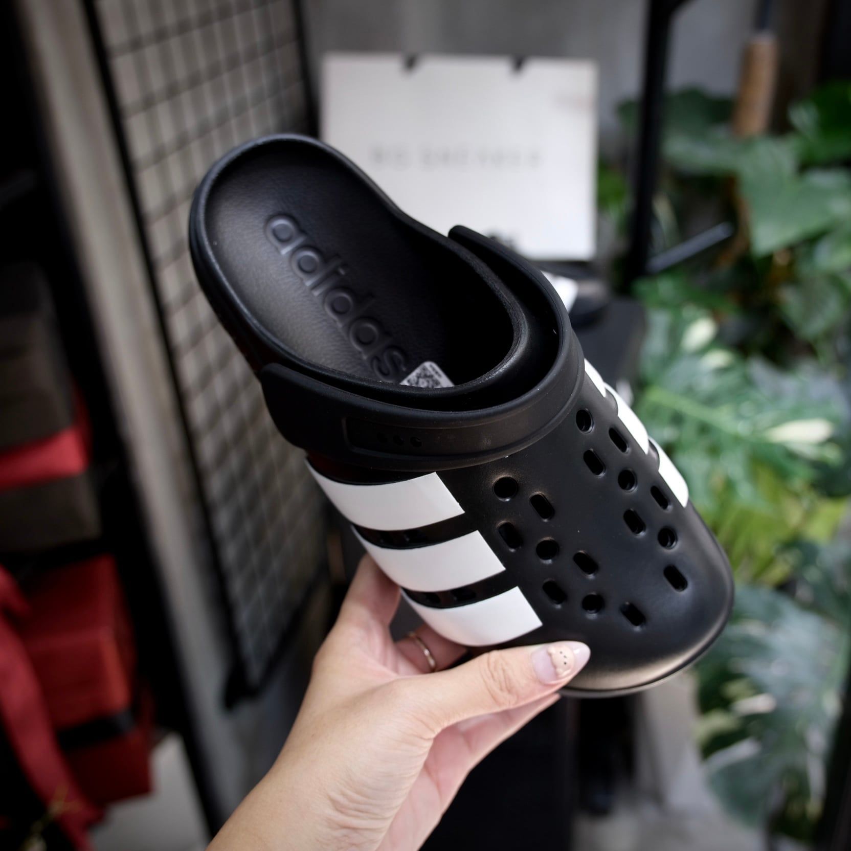  Dép Sục Adidas  Adilette 2.0 JQ8058 