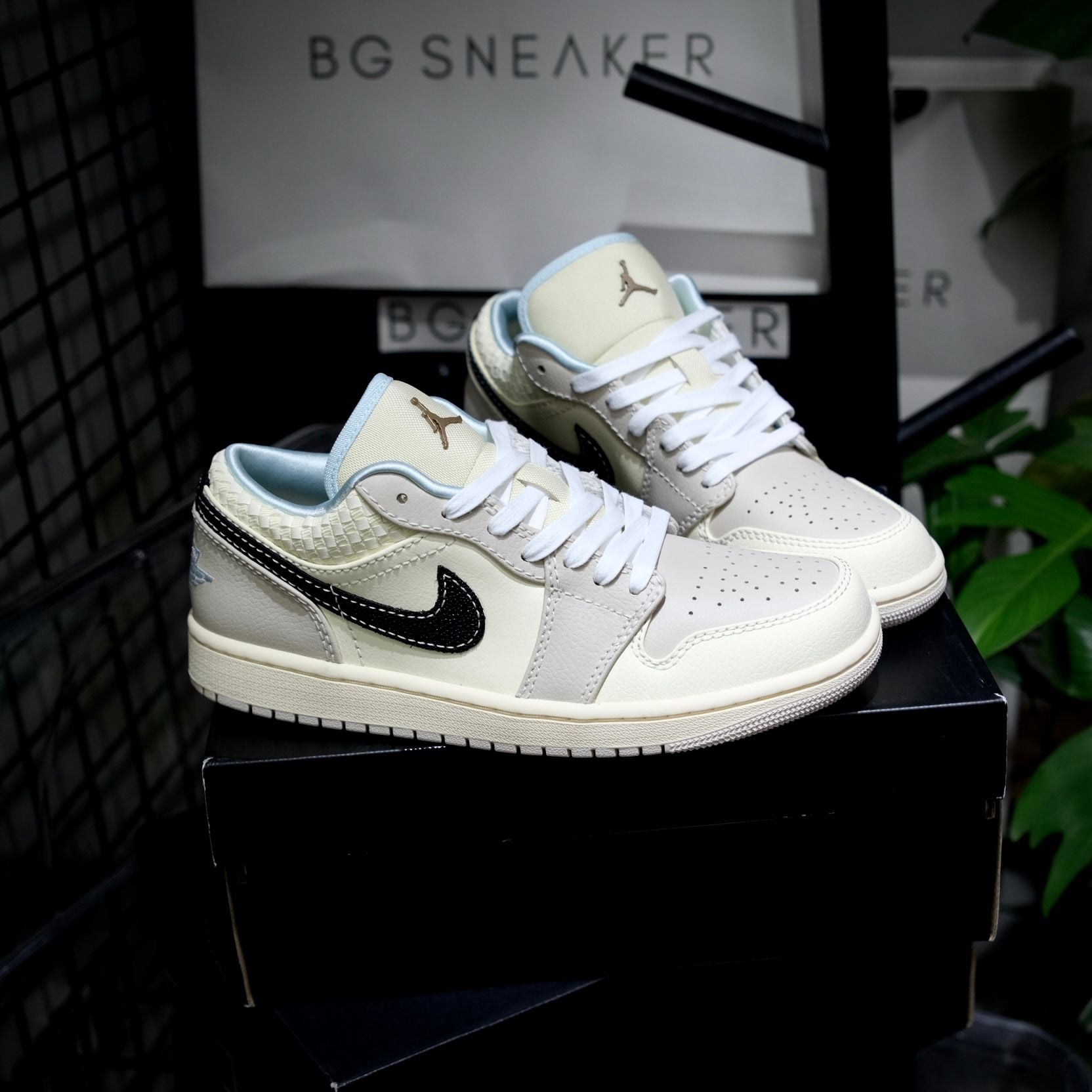  Giày Nike Air Jordan 1 Low SE Sanddrift HQ3440-101 