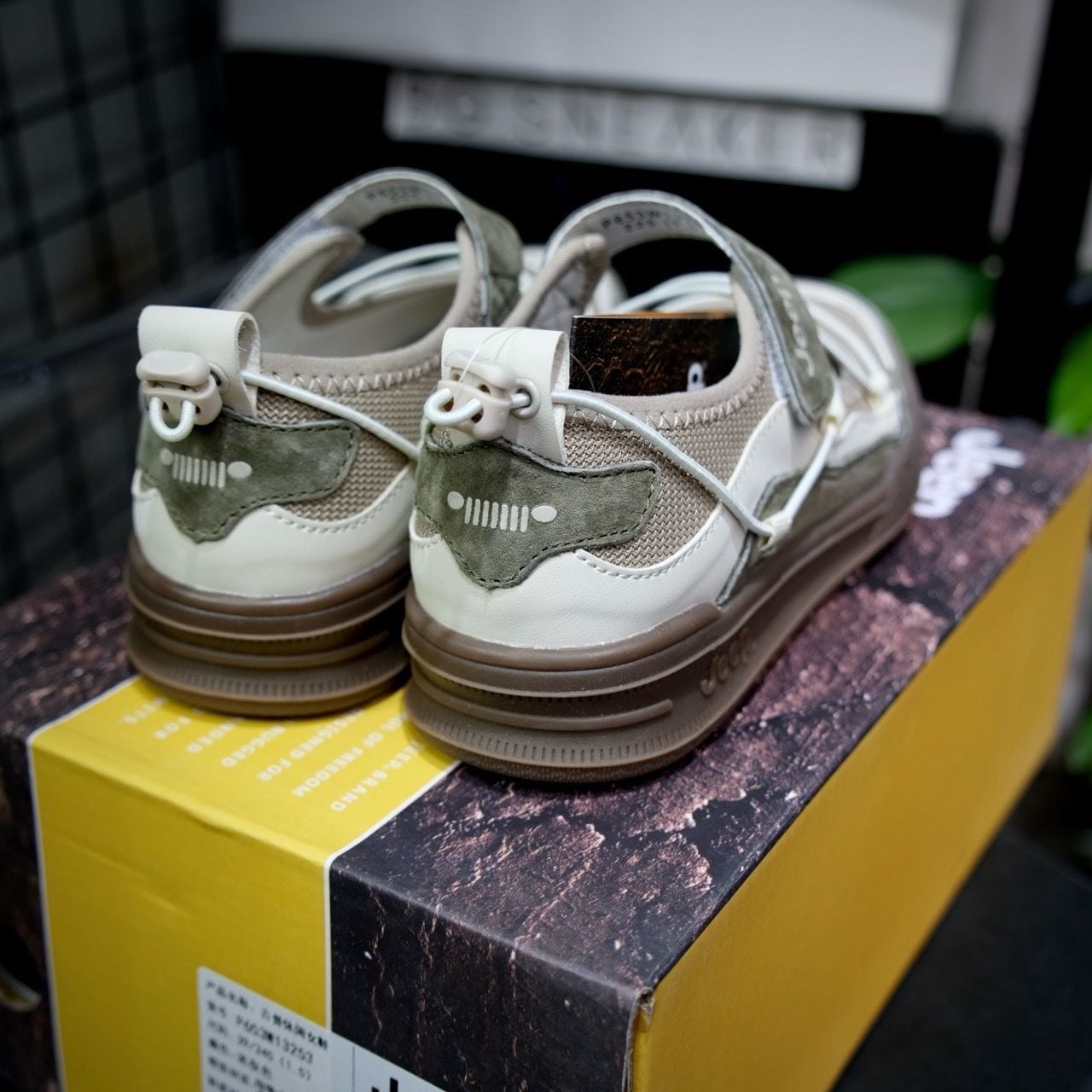  Giày JEEP THE SPIRIT Green Gum  P653W13253 