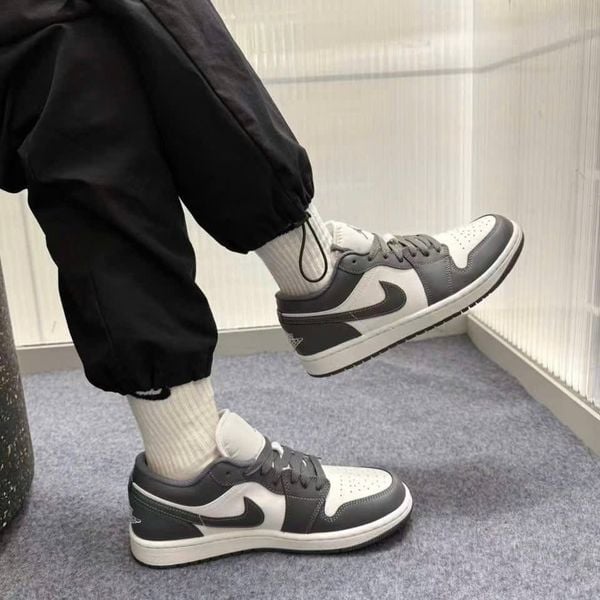  Giày Nike Air Jordan 1 Low Grey White 553558-044 