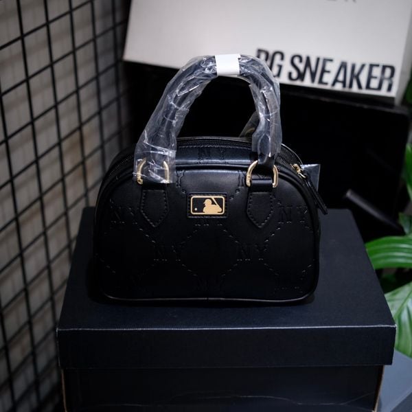  Túi Đeo Chéo MLB Diamond Monogram New York Yankees Crossbody BLACK 7ACRMDA5N-50BKS 
