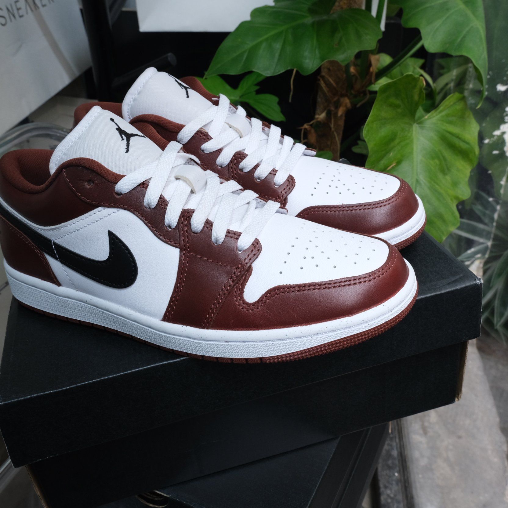  Giày Nike Air Jordan 1 Low SE Dark Pony HF3148-102 / HF3188 102 