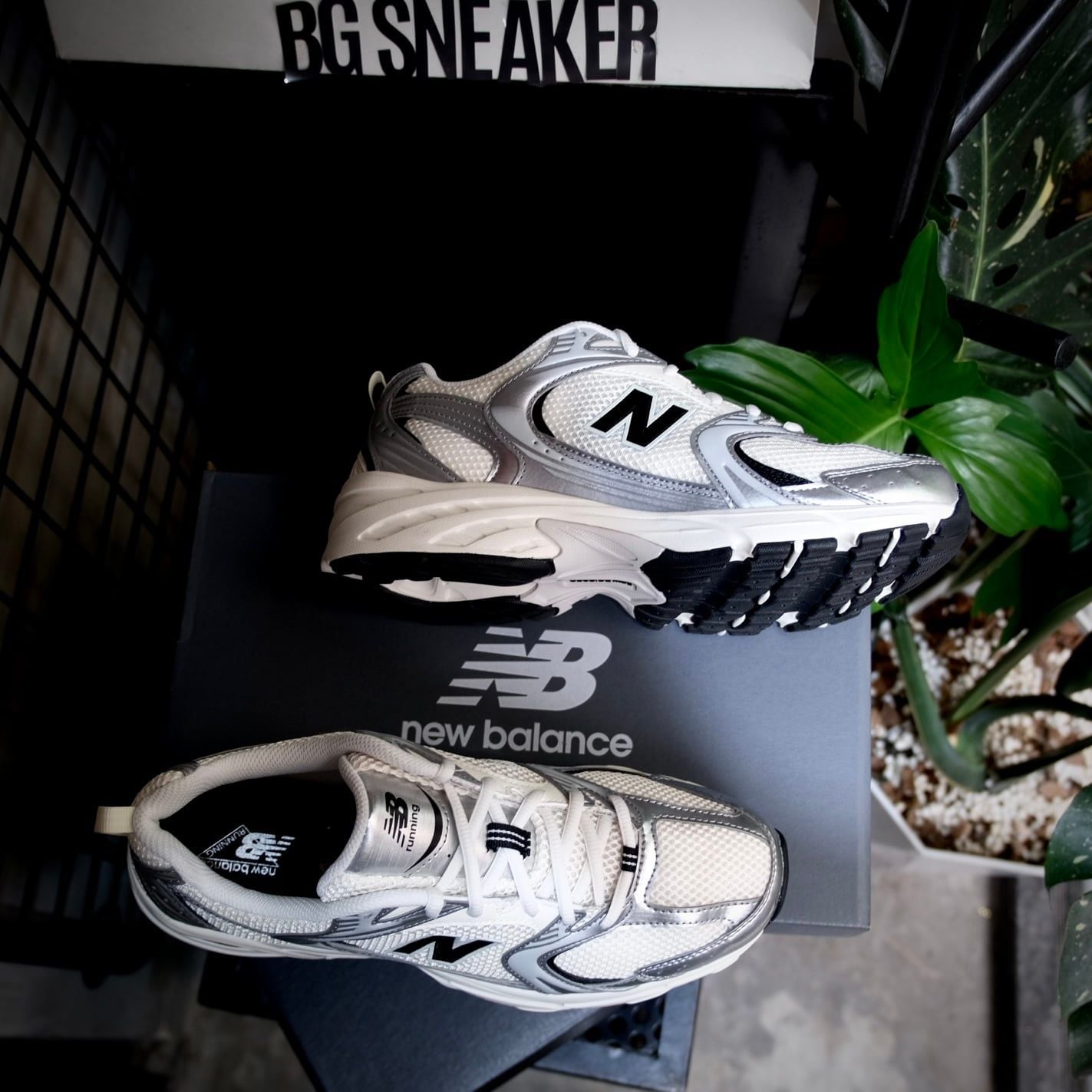  Giày New Balance 530 Series Silver MR530GMT 