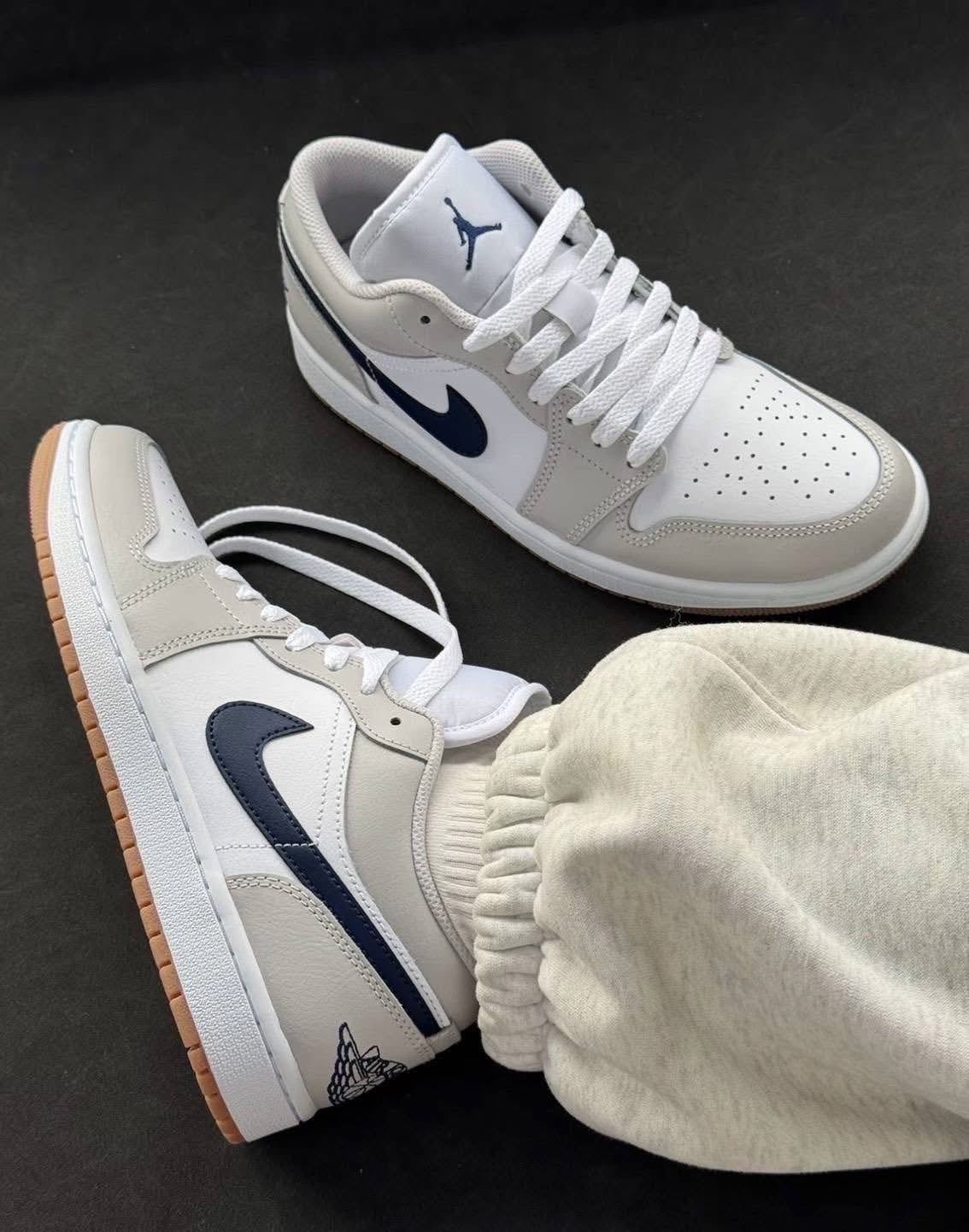  GIÀY Nike Air Jordan 1 Low Midnight Navy Neutral Grey 553558 146 -  553560 146 