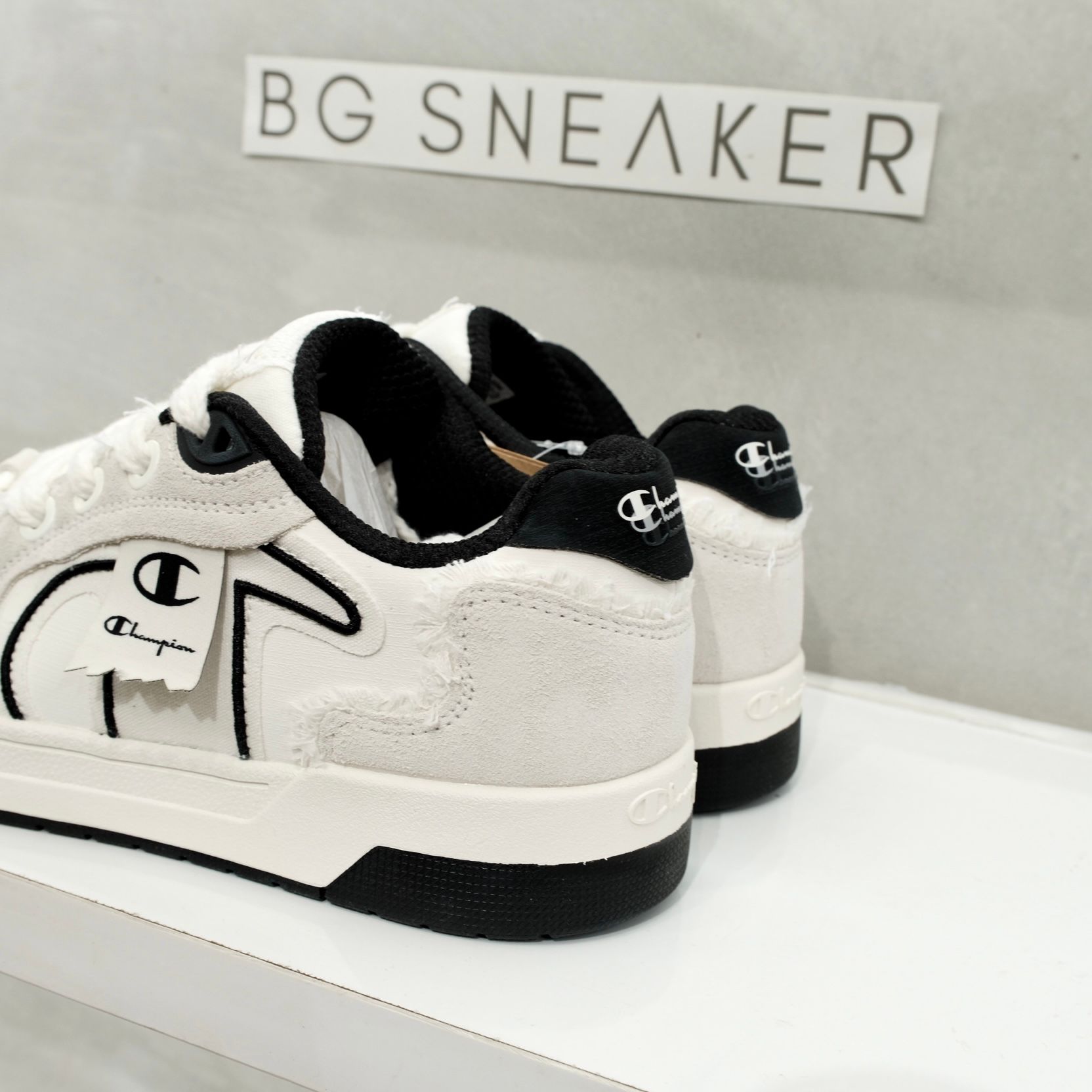  Giày Champion Low-Top Skateboard Shoes Unisex Cream Black U5AFCTU28U3 