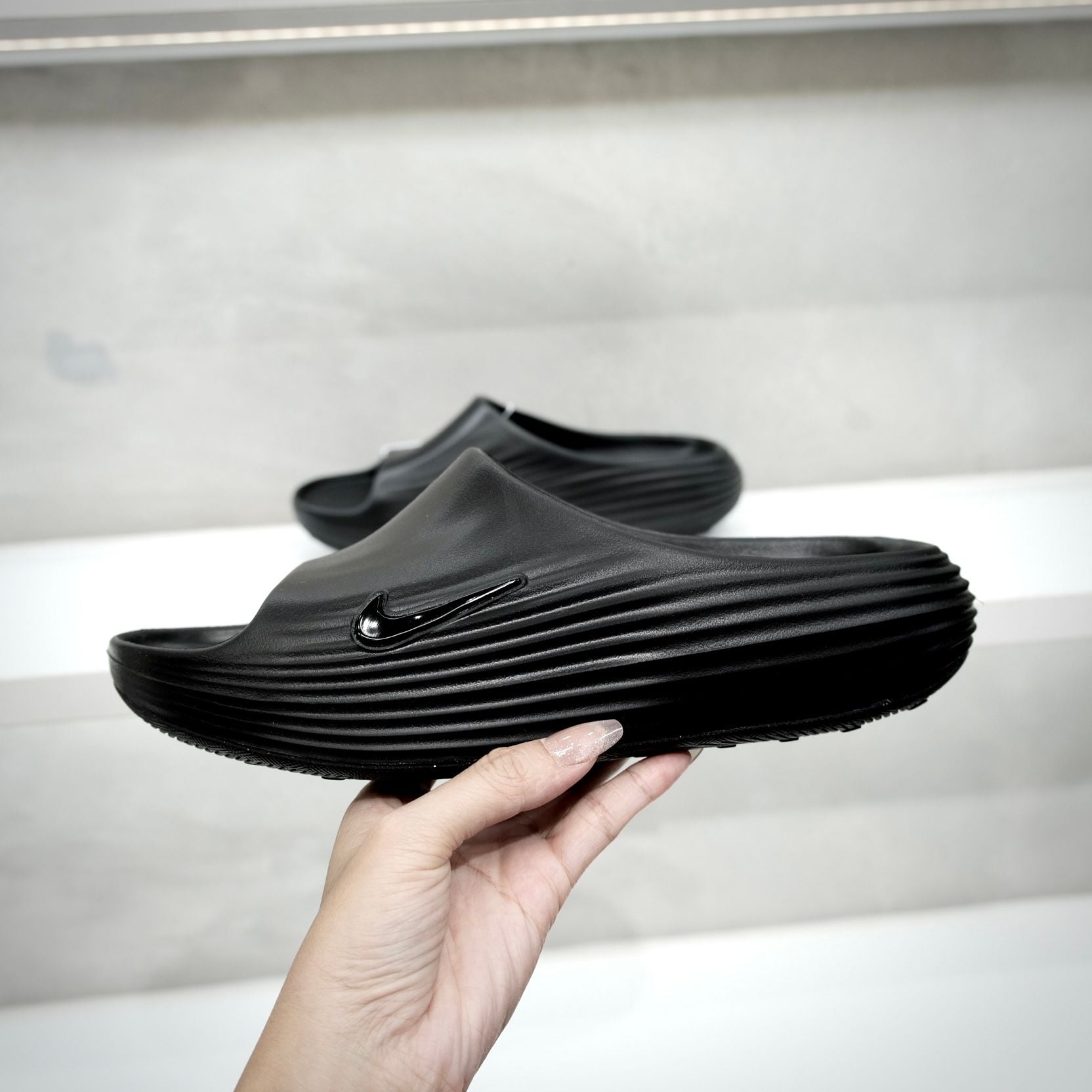  Dép Nike React X Rejuven8 Slide Black HV4479-001 