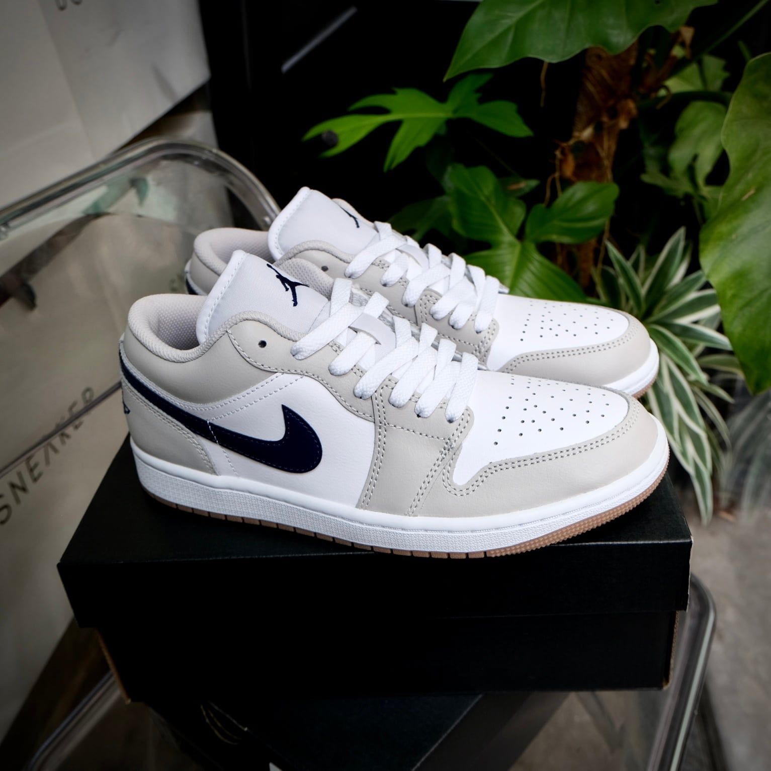  GIÀY Nike Air Jordan 1 Low Midnight Navy Neutral Grey 553558 146 -  553560 146 