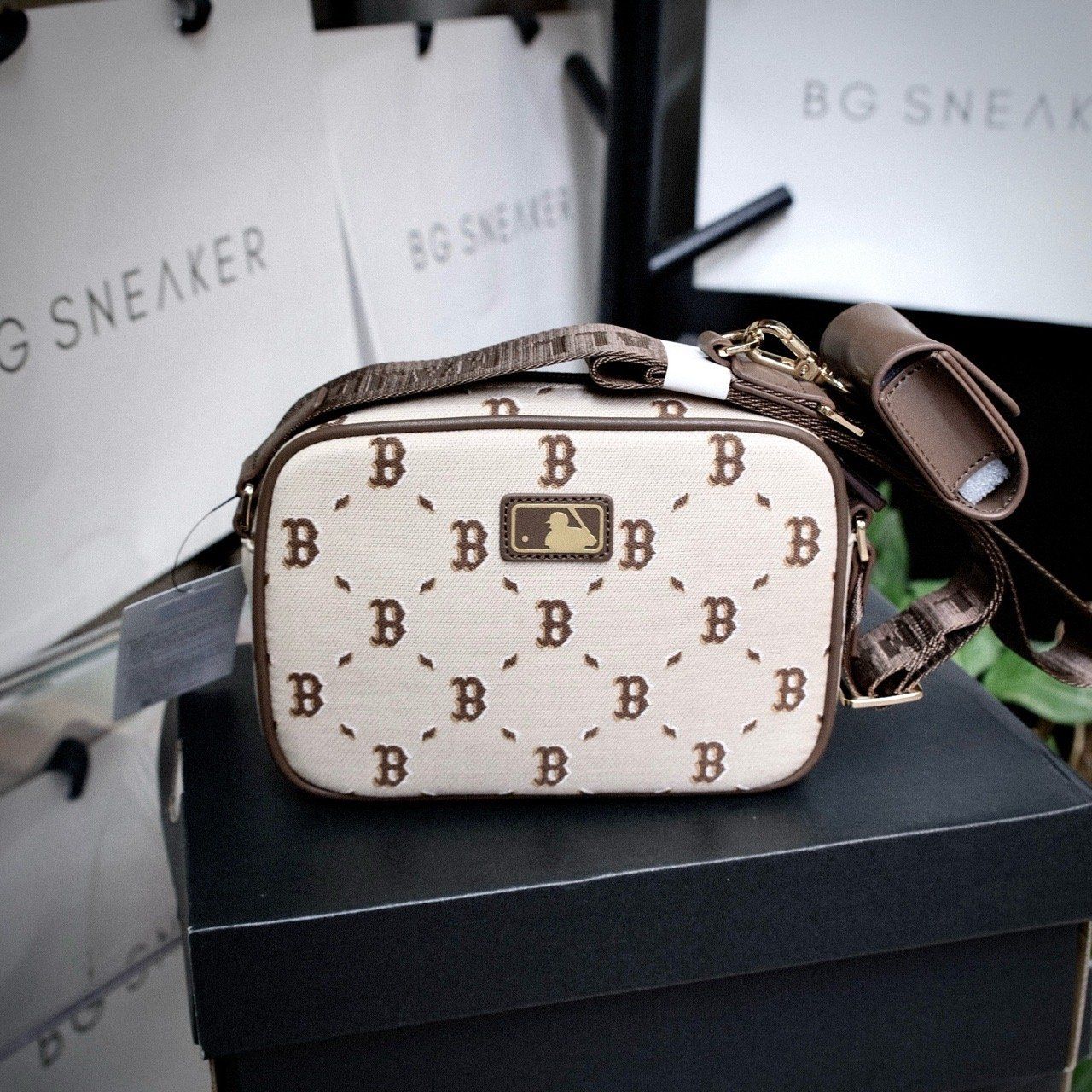  Túi MLB Mono Boston Brown bag 7ACRMDH5 43BRS 