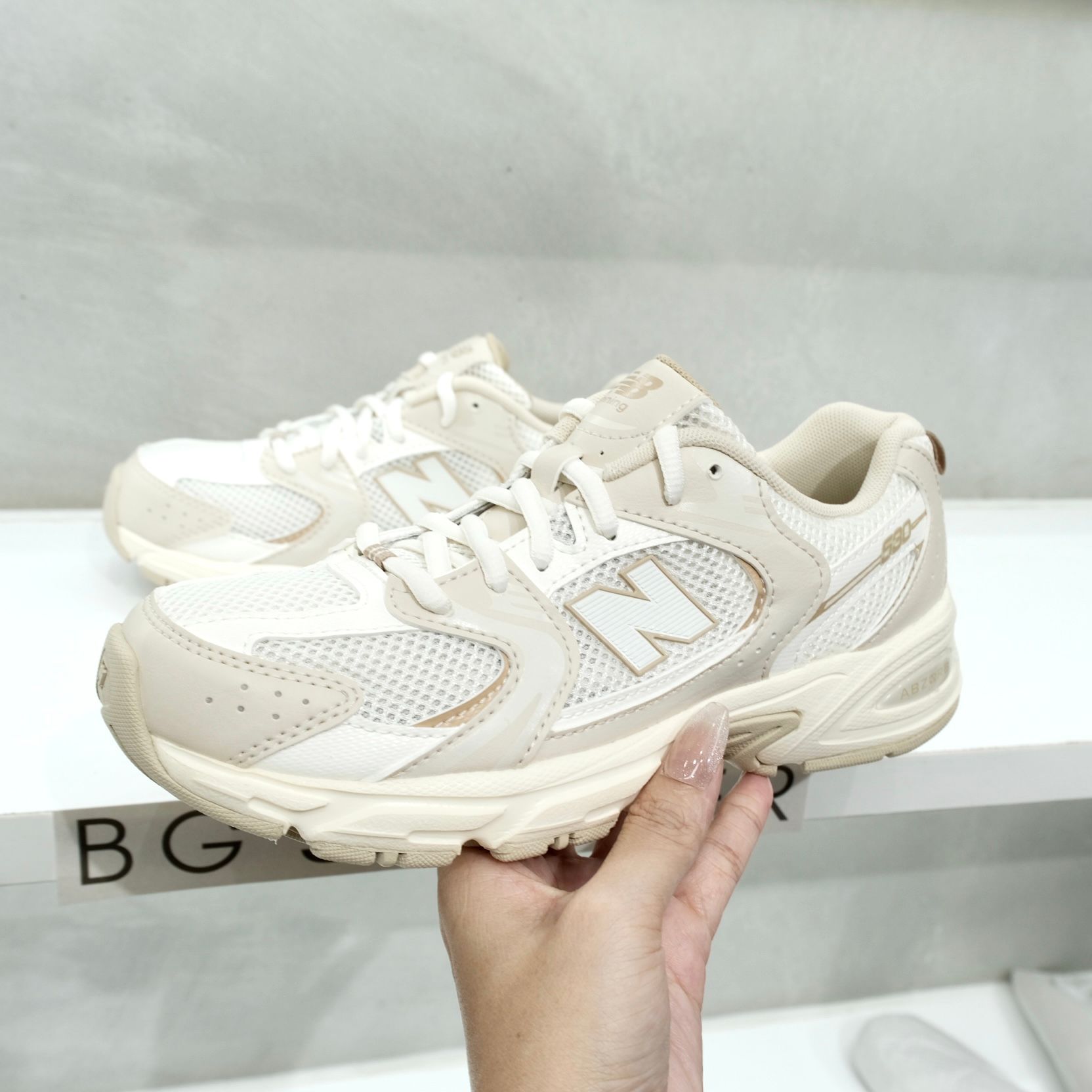  Giày New Balance 530 White Kaki Cream GR530AA 