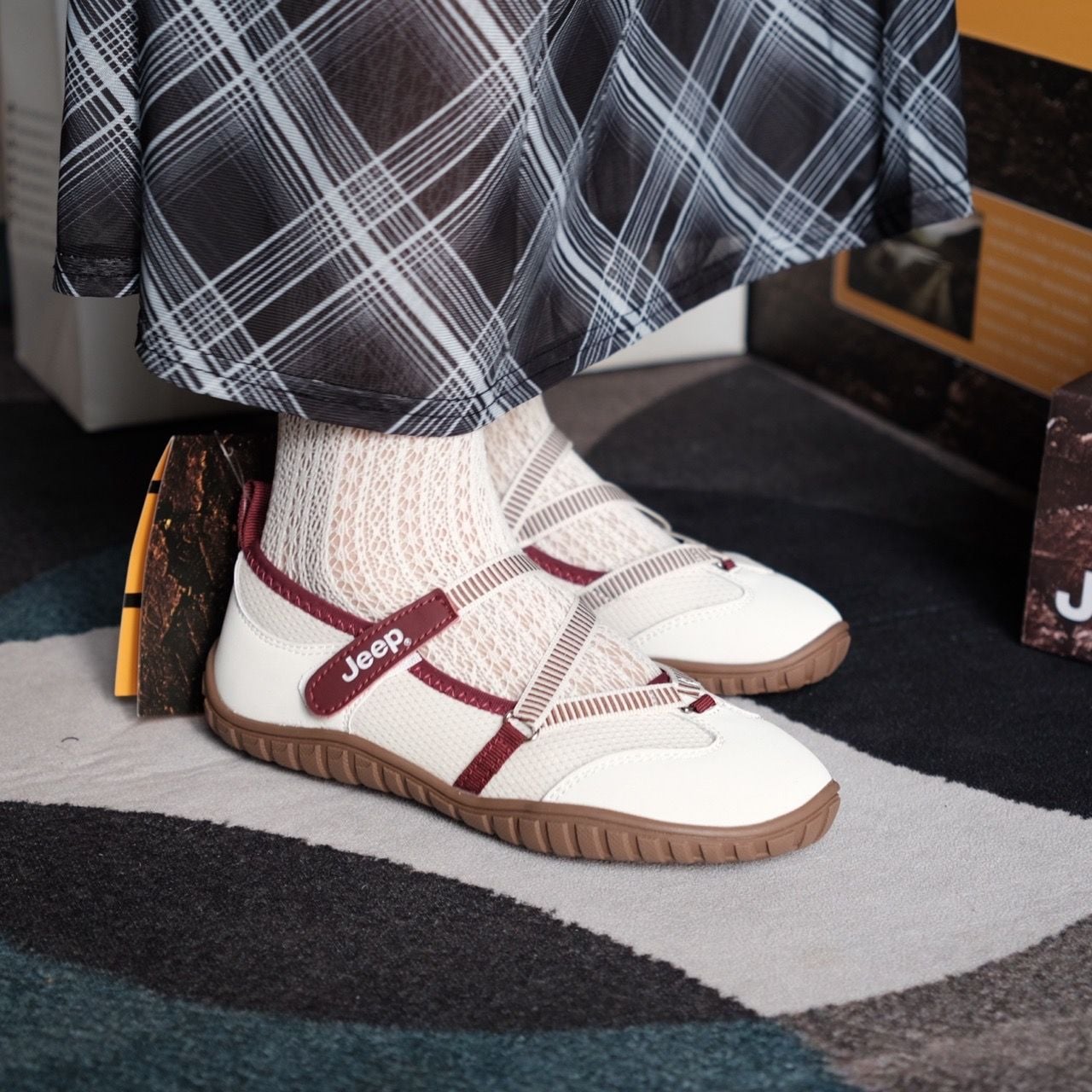  Giày Jeep Outdoor Shoes Women's Low Top Begie Red [P651W13111] 