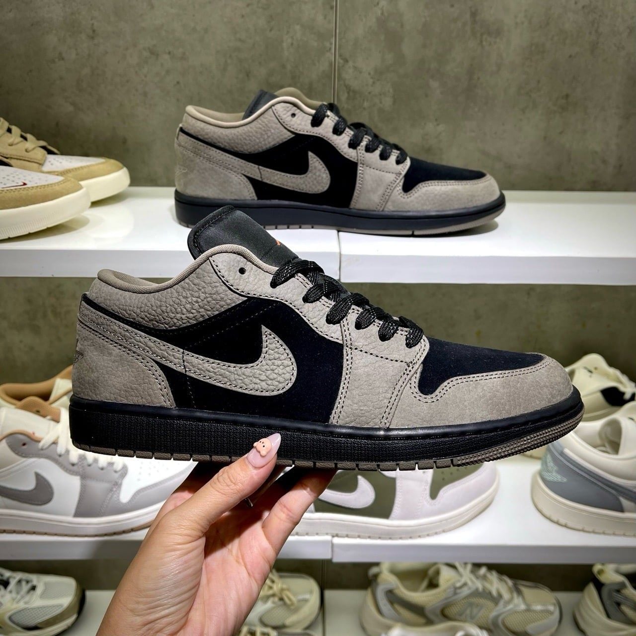  Giày Nike Air Jordan 1 Low SE Olive Grey IB7109-005 