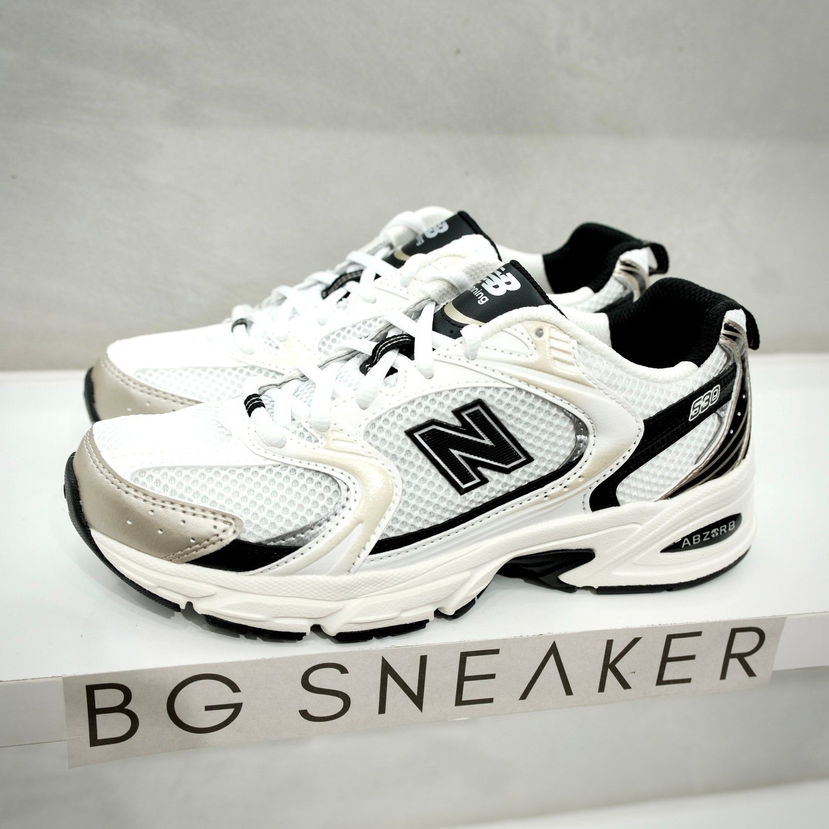  Giày New Balance 530 White & Light Gold Metallic MR530TC 