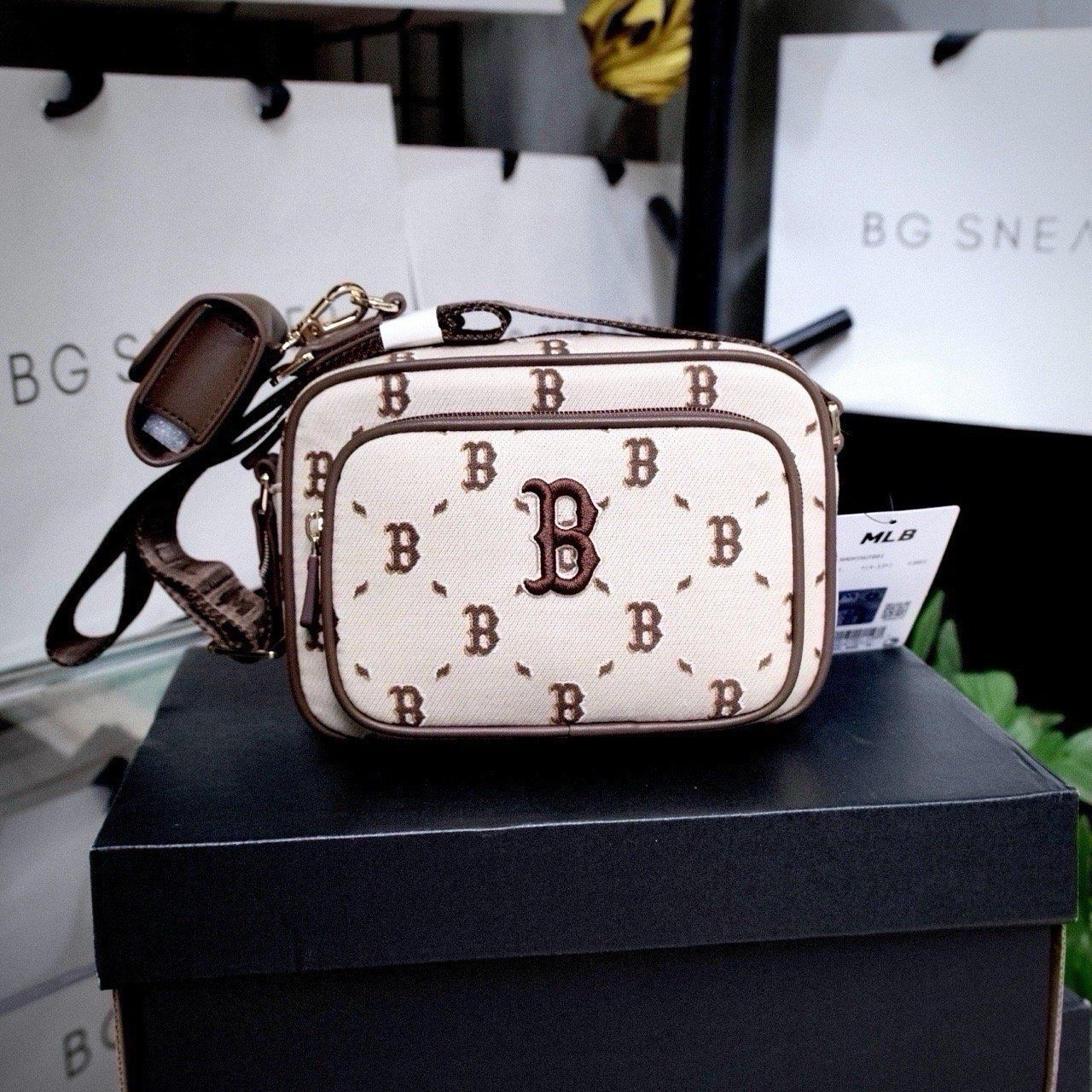  Túi MLB Mono Boston Brown bag 7ACRMDH5 43BRS 