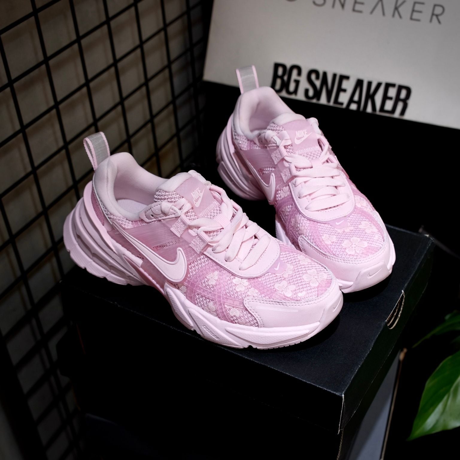  Giày Nike V2K Run Pink Foam HJ5269-600 