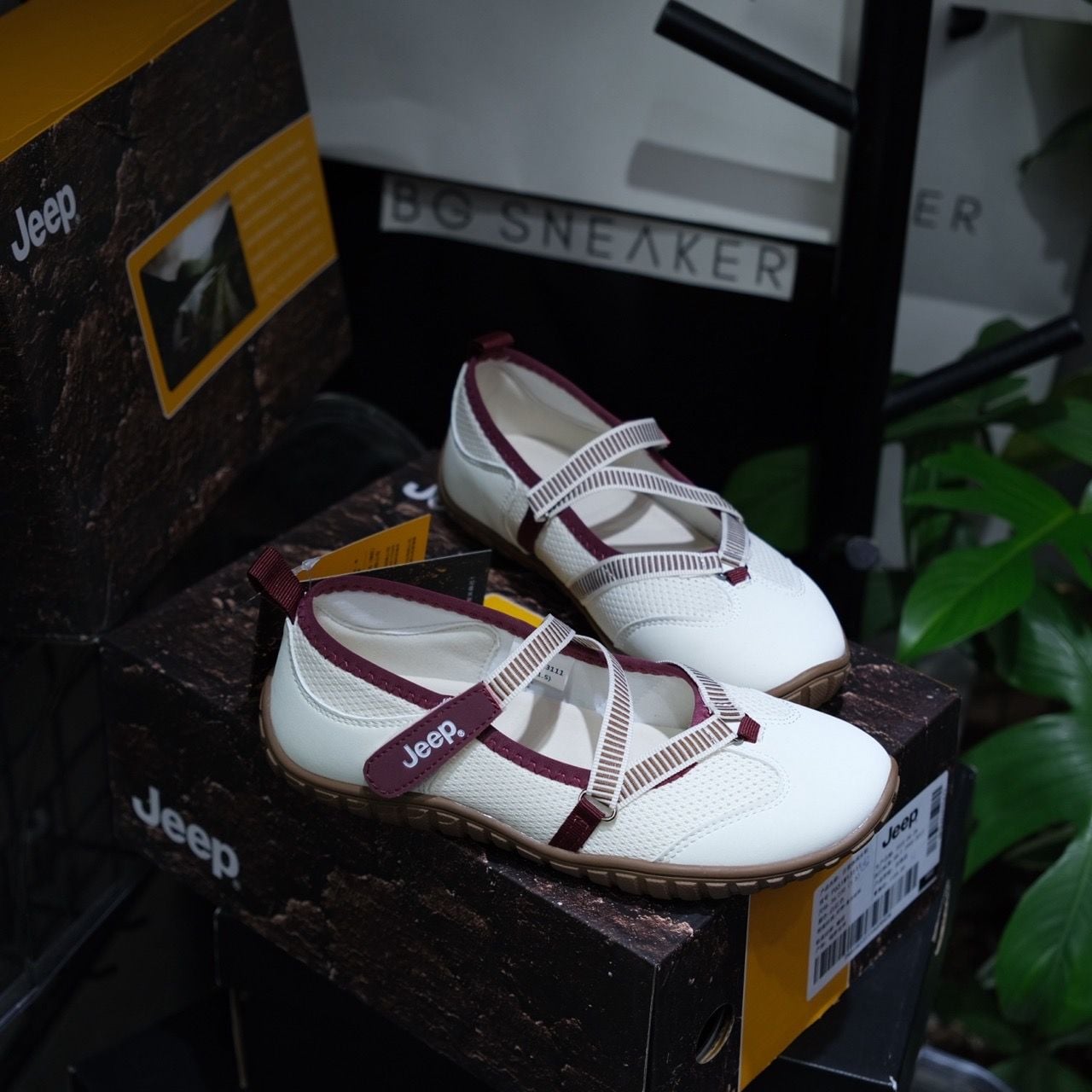  Giày Jeep Outdoor Shoes Women's Low Top Begie Red [P651W13111] 