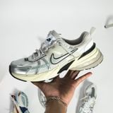  Giày Nike V2K Run Summit White Metallic Silver FD0736-100 