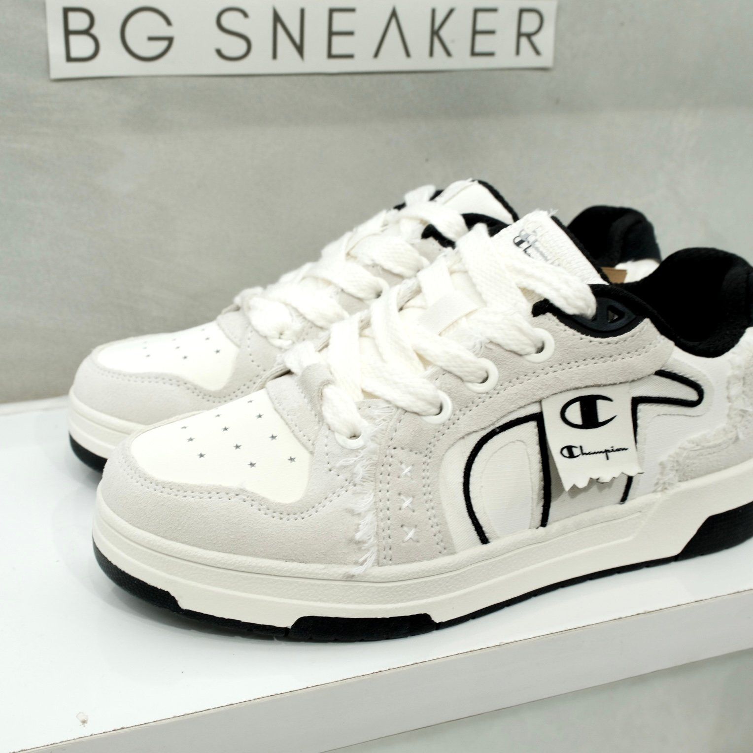  Giày Champion Low-Top Skateboard Shoes Unisex Cream Black U5AFCTU28U3 
